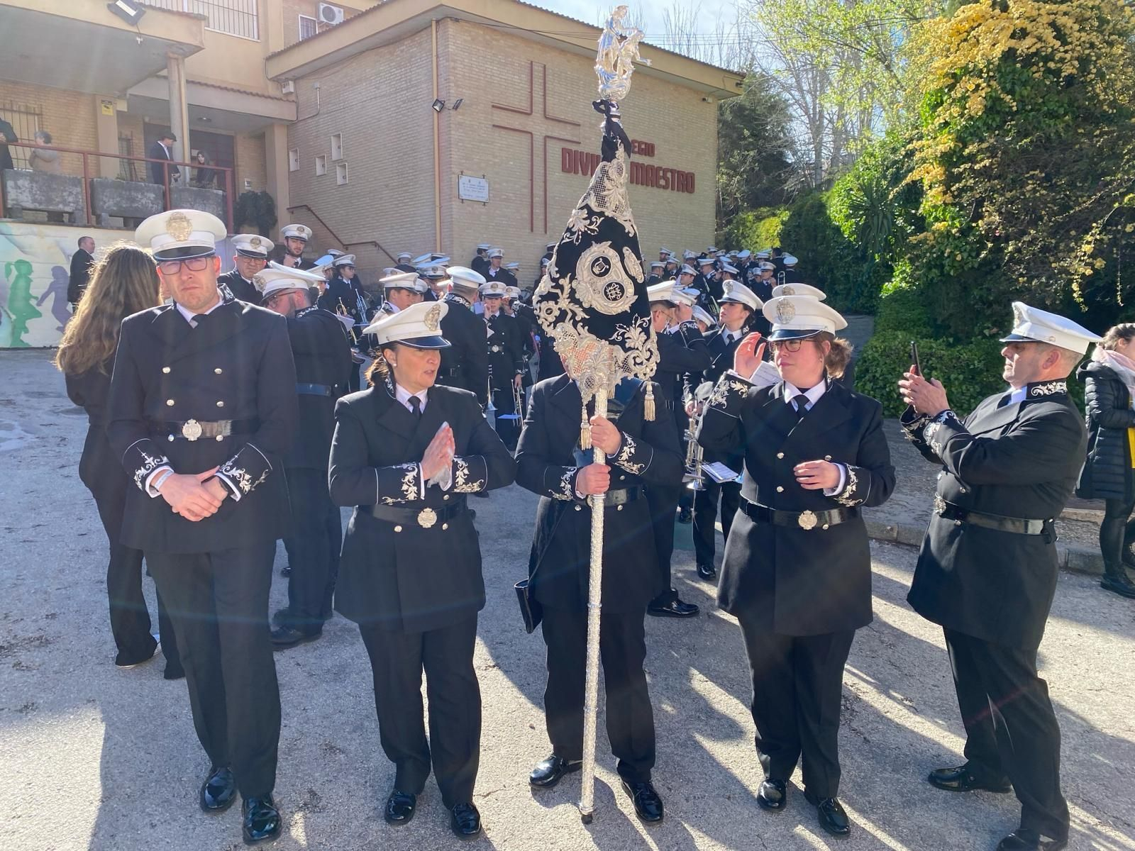 En imágenes: Divino Maestro cancela su estación de penitencia