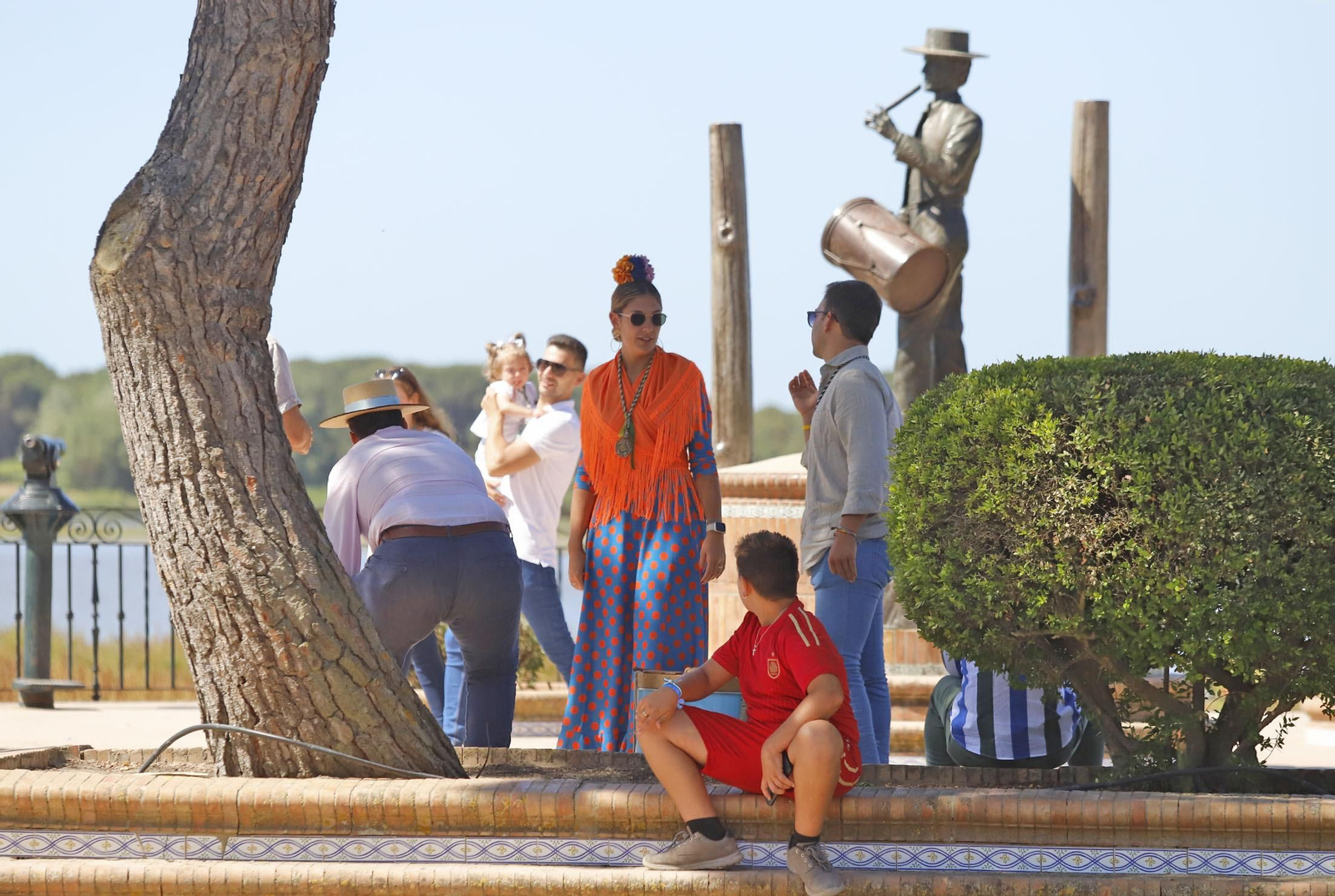 Ambiente en la aldea del Rocío en la jornada del sábado