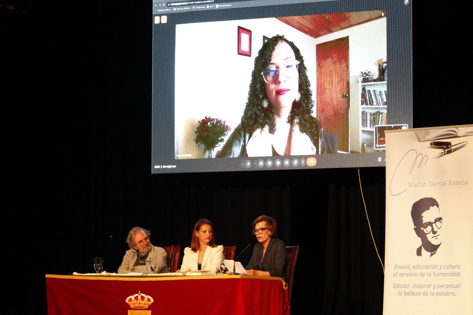 La autora Yulieth González Zea ha recibido el Premio Internacional de Poesía Joven Martín García Ramos.