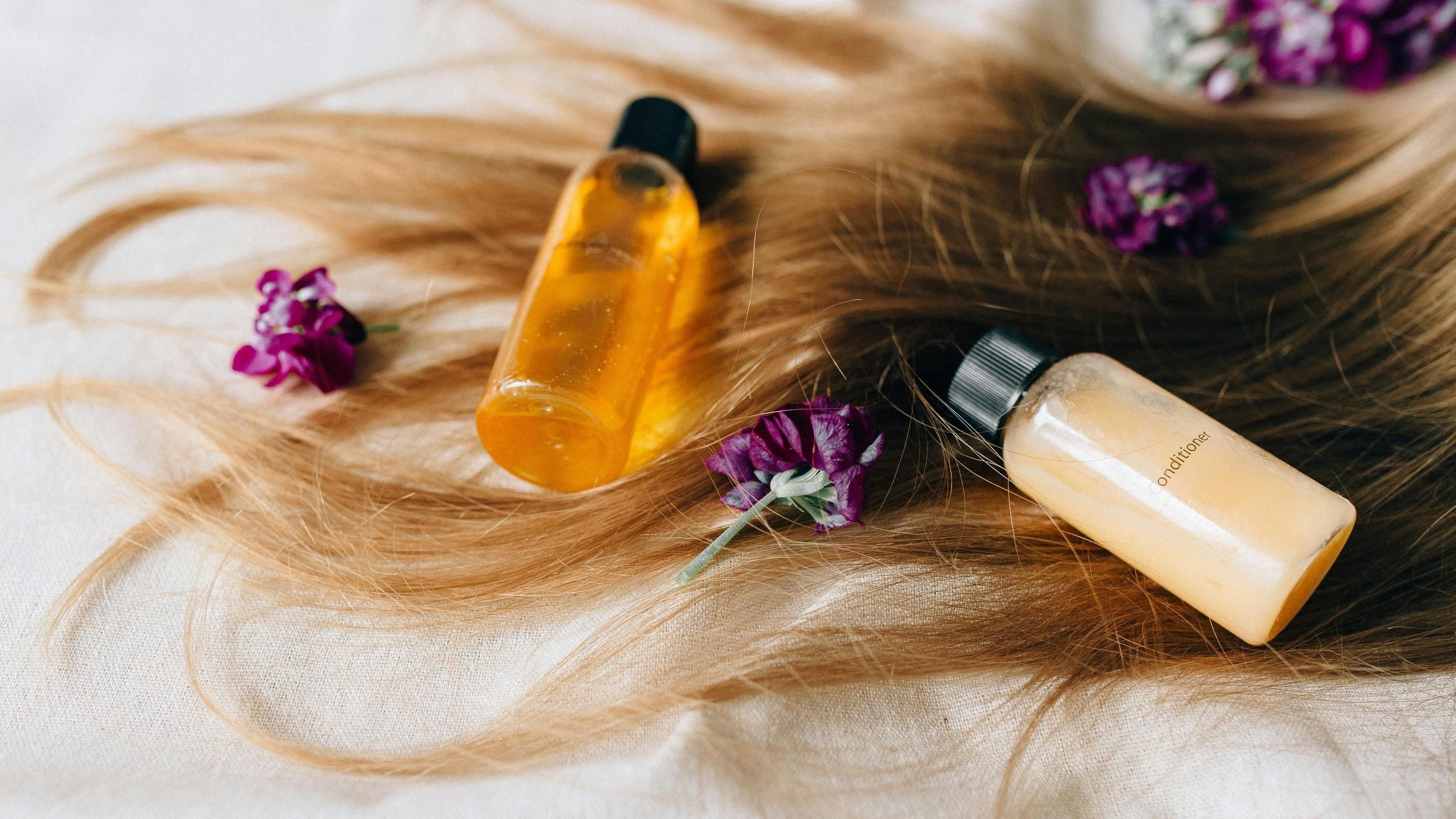 De la raíz a las puntas: descubre los productos esenciales para mantener tu pelo radiante