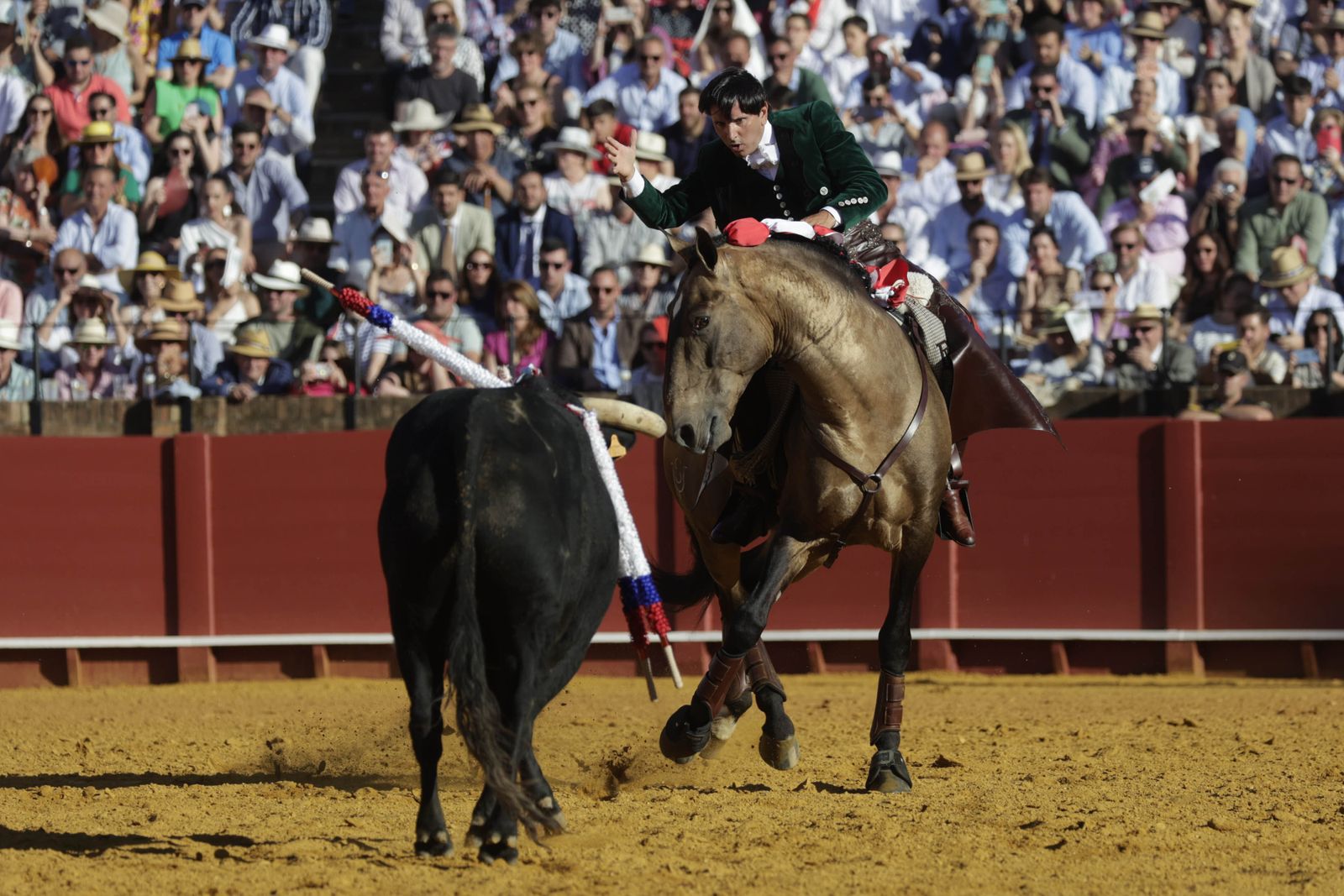 Imágenes de la corrida de rejones en la Maestranza de Sevilla