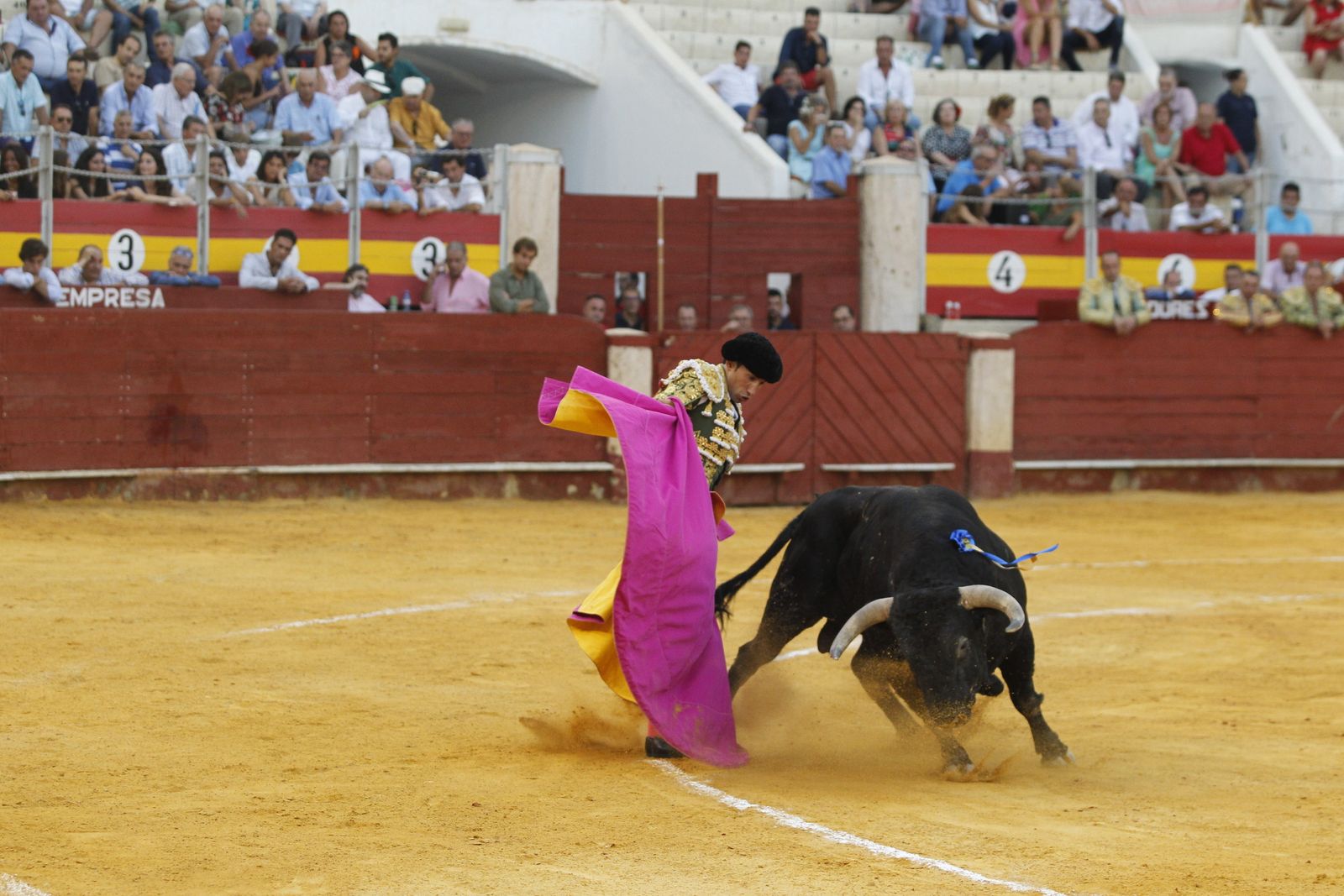 Fotogalería Primera Corrida de Toros. Feria de Almería 2019