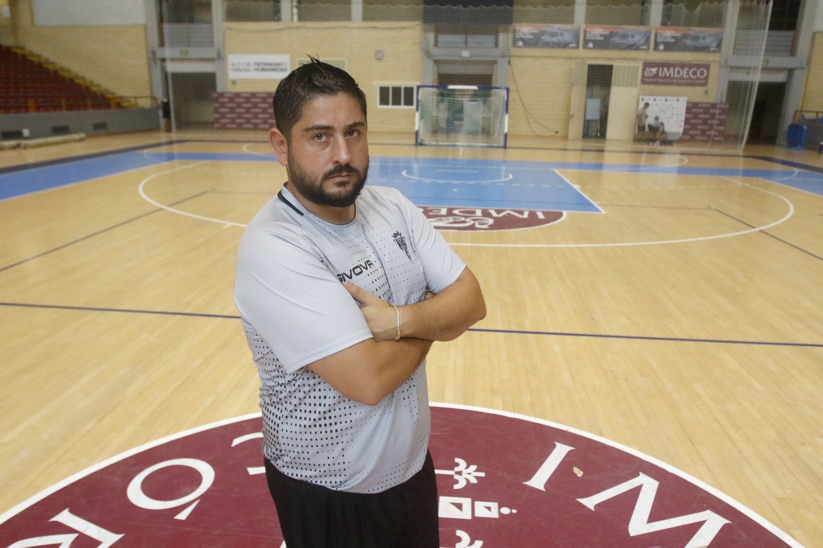 Josan González posa para 'el Día' en Vista Alegre.