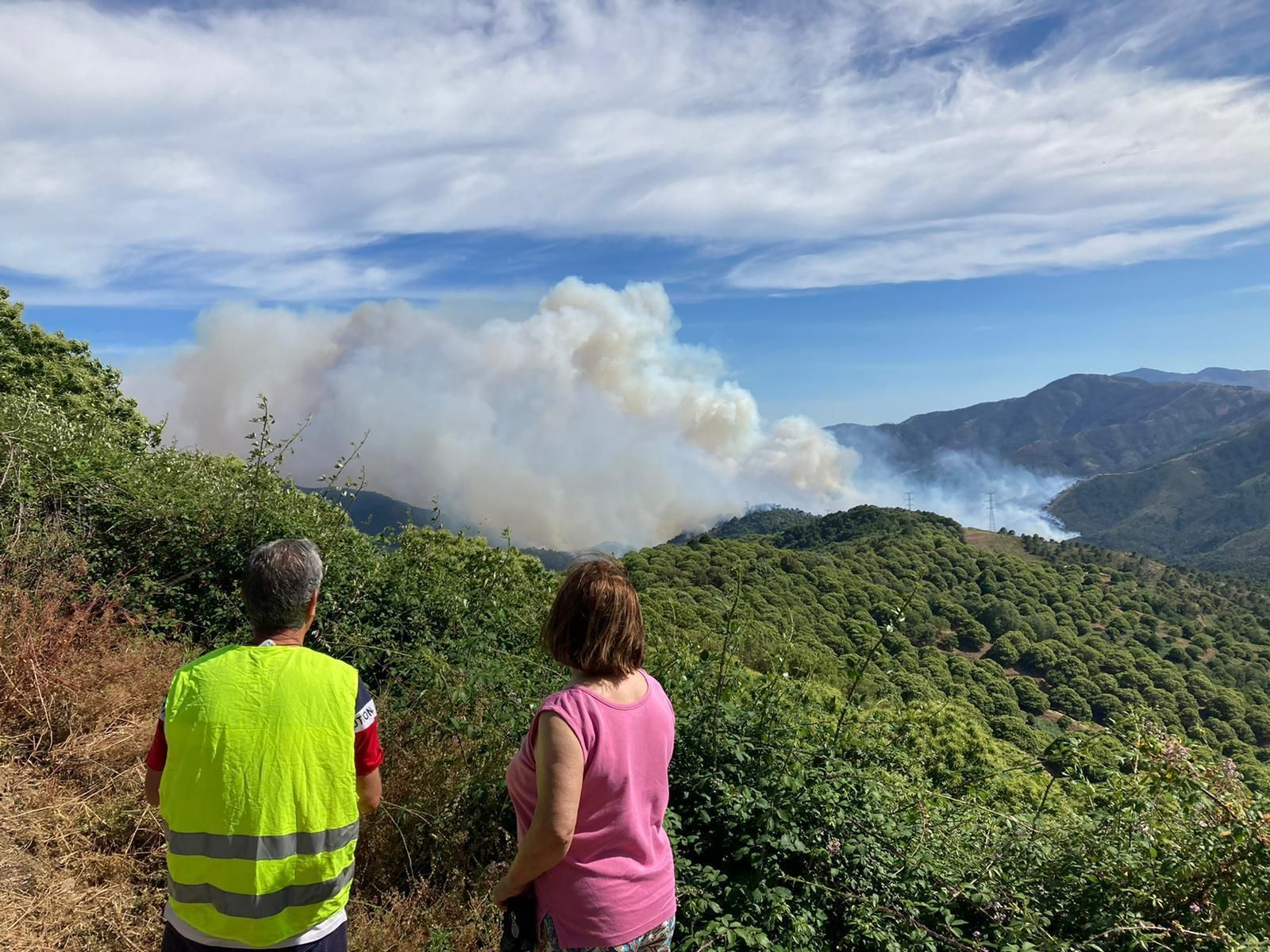 El incendio en Pujerra, en fotos