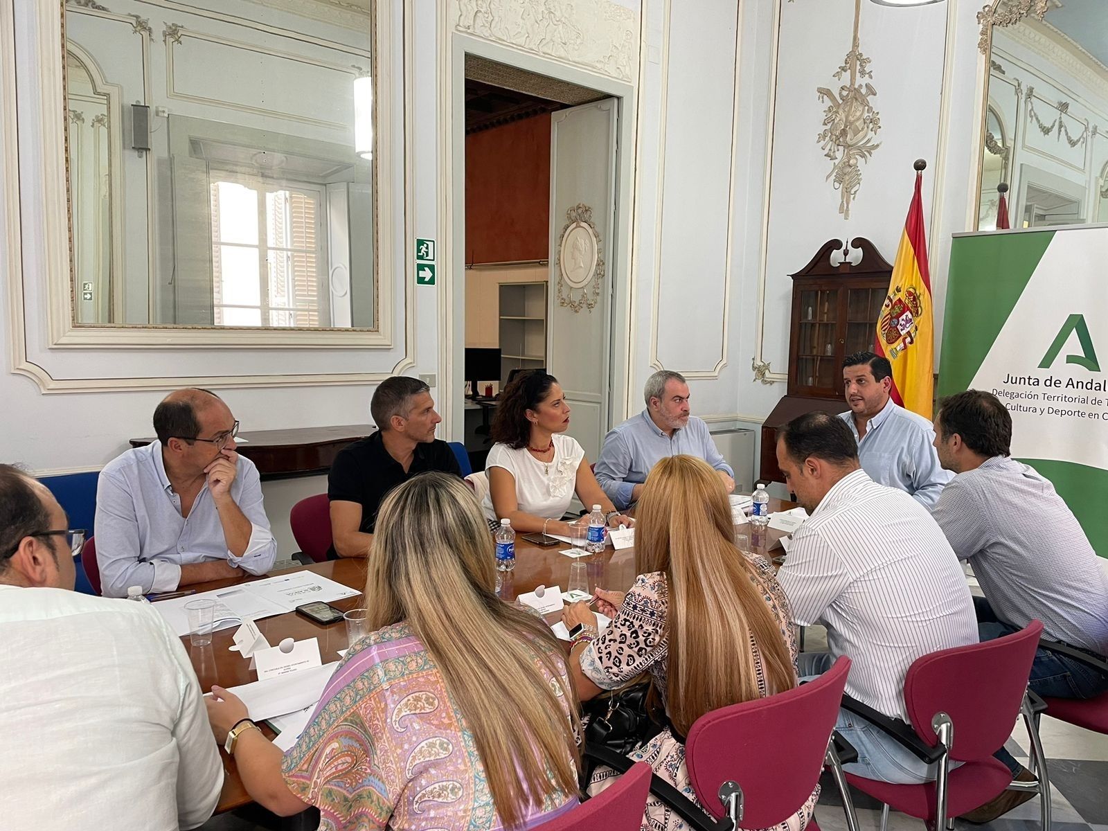 Alcaldes y concejales en la reunión de coordinación con la Junta para los proyectos de la ITI Pueblos Blancos