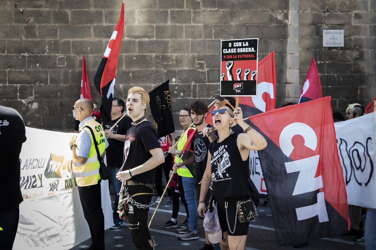 Manifestación del Primero de Mayo en Jerez bajo el lema 'Sobran los motivos'