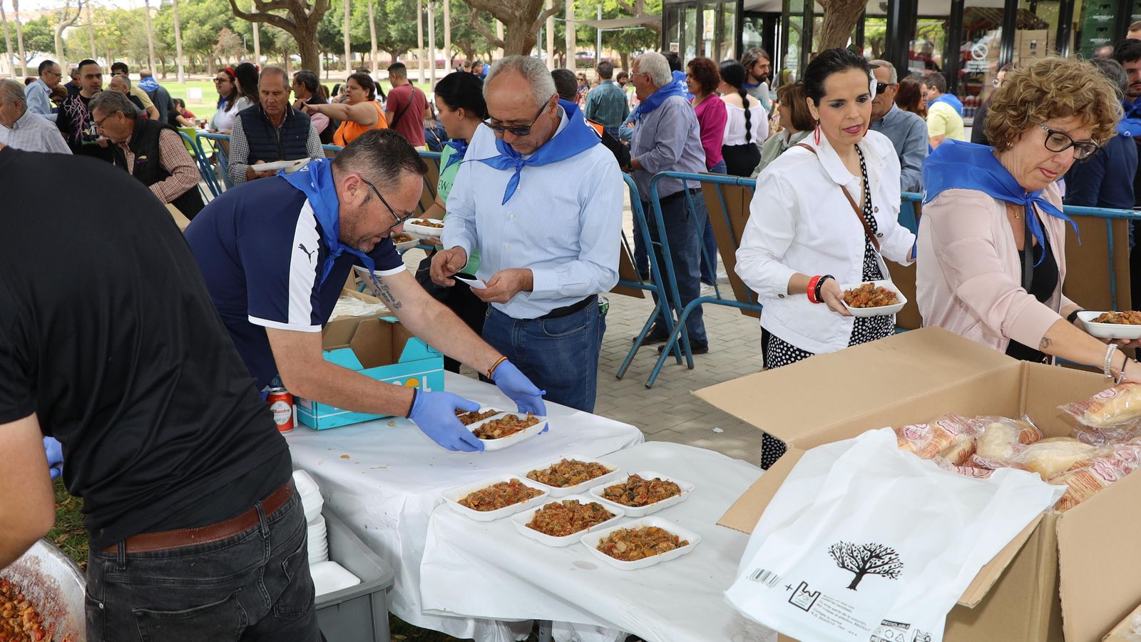 Cientos de personas han disfrutado de una entrañable jornada de convivencia.