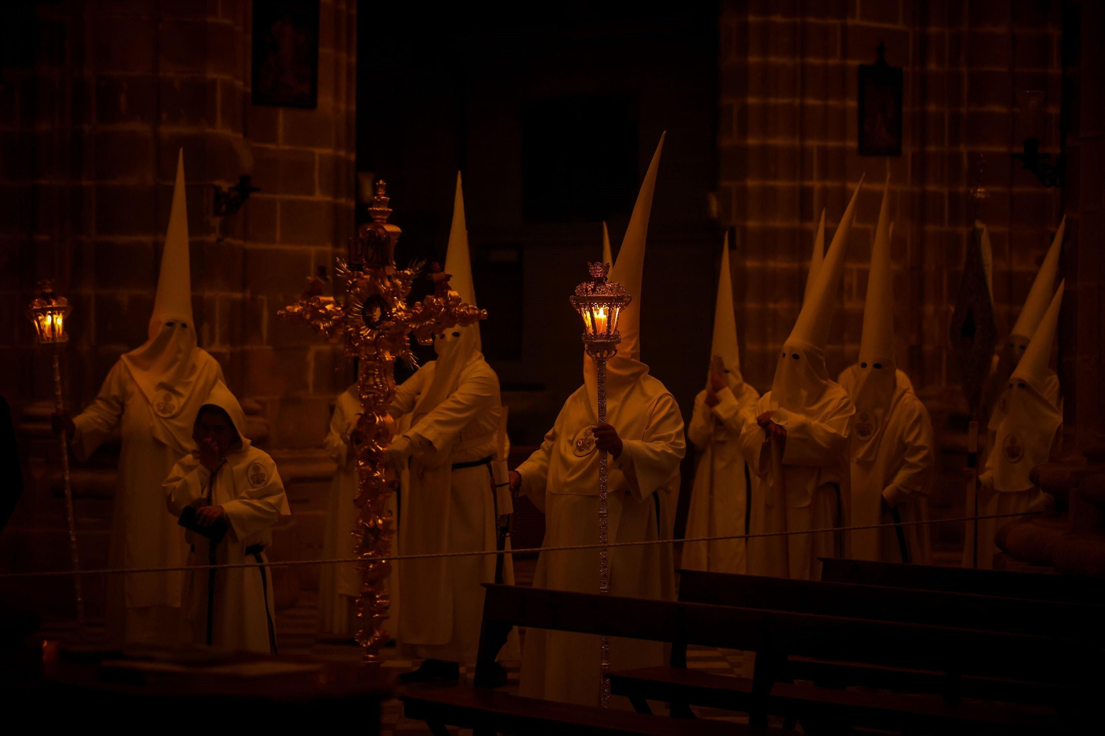 Madrugada del Viernes Santo en Jerez: imágenes de la Noche de Jesús