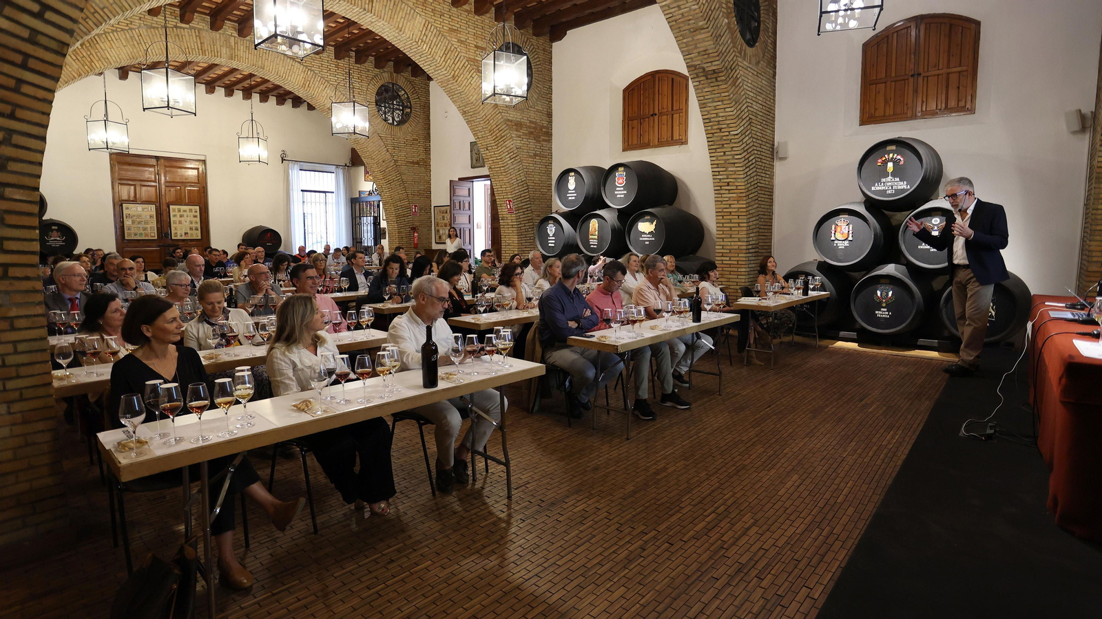 Cata taller de vinos de Jerez en el Consejo Regulador Cata taller de vinos de Jerez en el Consejo Regulador