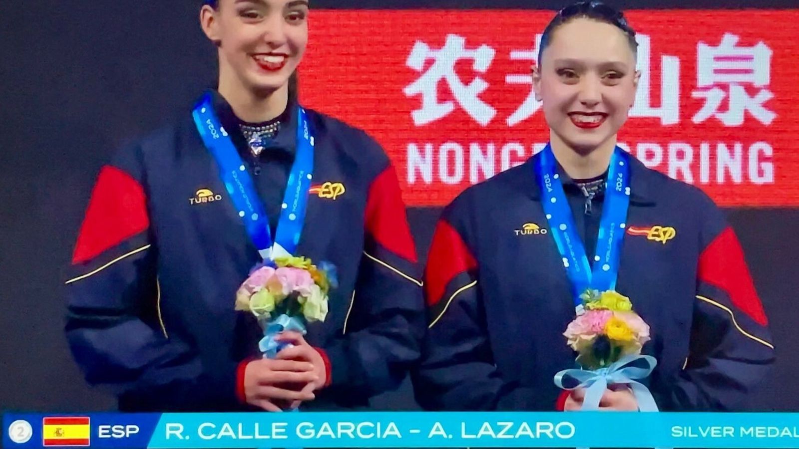 Aurora Lázaro y Rocío Calle, sonrientes en el podio.