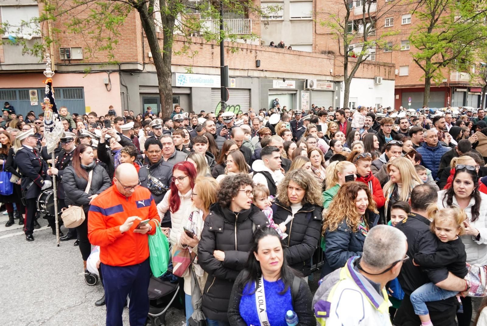 Salesianos abre las puertas a un Jueves Santo normal en Granada