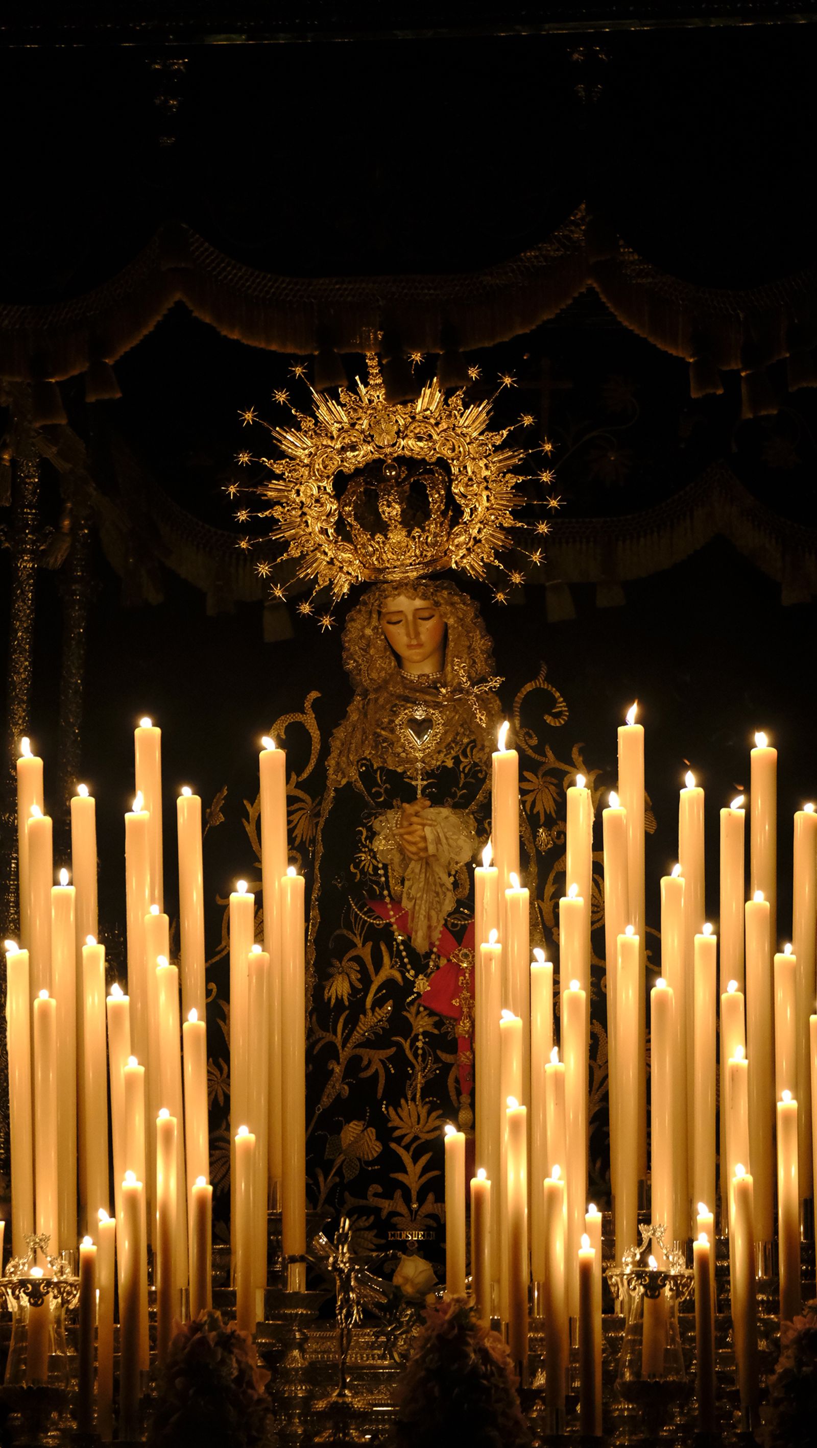 Silencio en la Semana Santa de Almería 2025