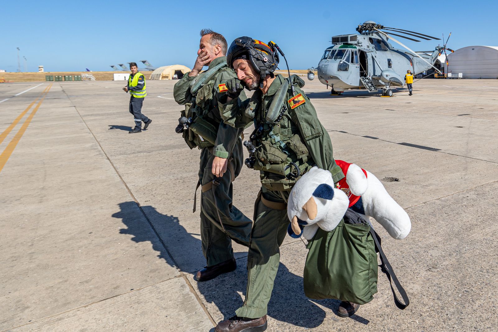 Imágenes de la Despedida del Sea King de la quinta escuadrilla