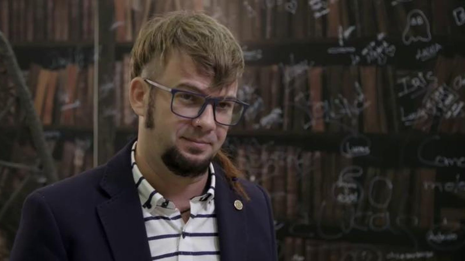 Israel Lamparero, caracterizado como Quini en 'El Jefe Infiltrado'.