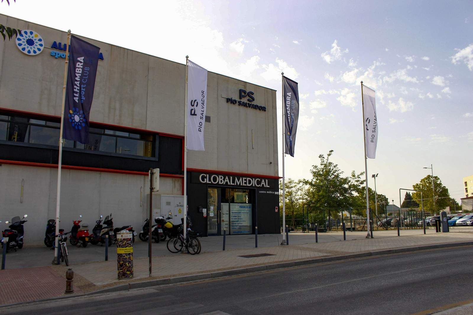 El We, ya con el nombre de Alhambra Sport Club.