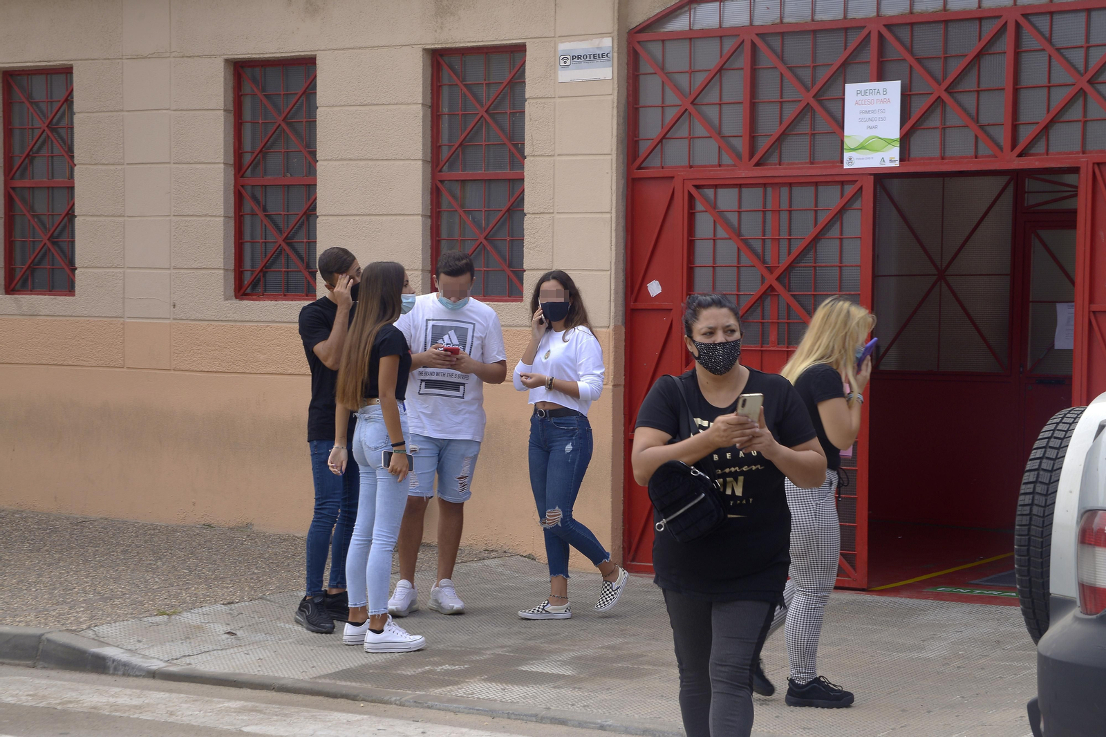 Fotos del primer día de instituto en La Línea