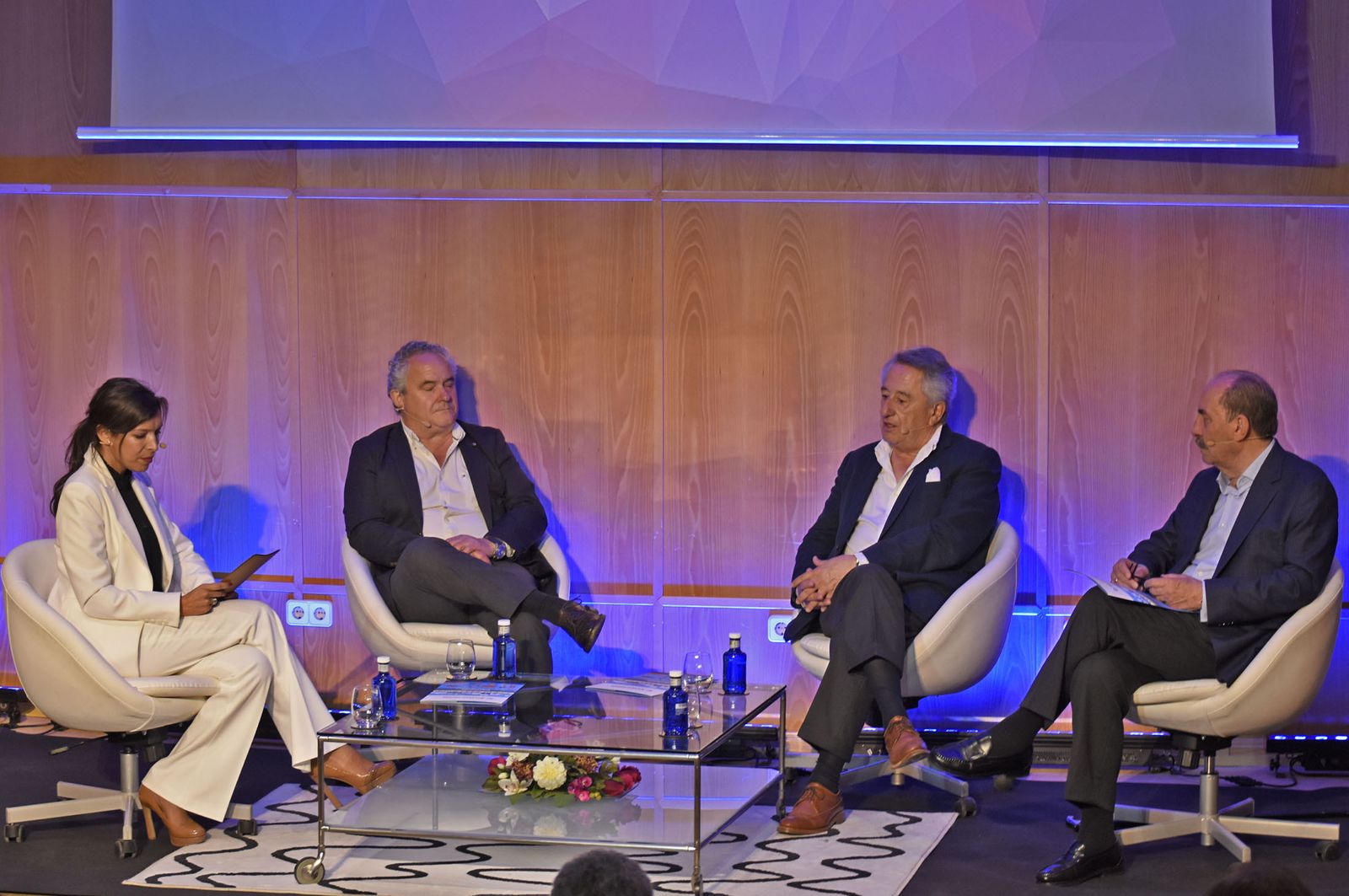Un momento de la mesa redonda.