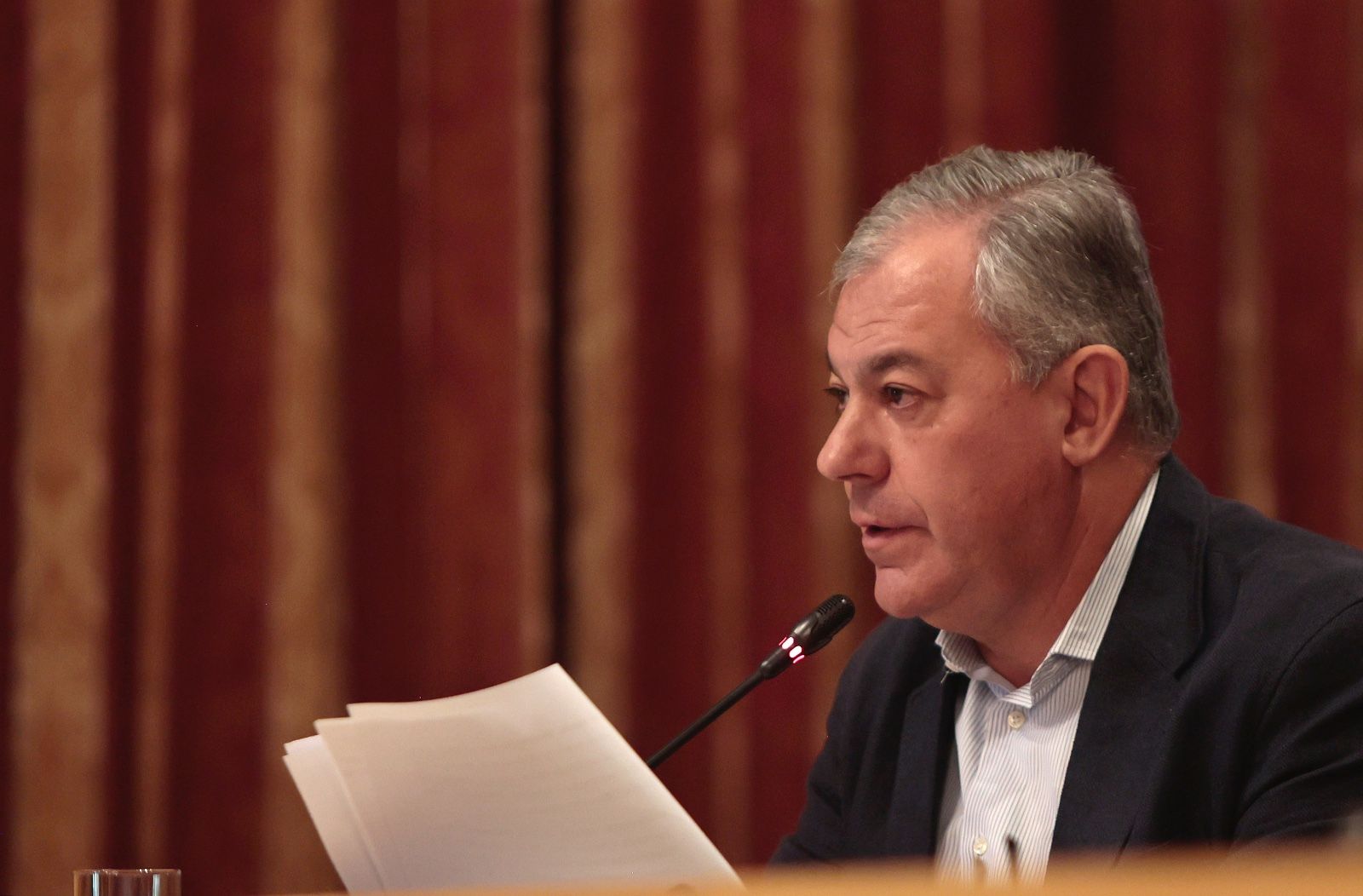 Sanz interviene durante el debate sobre el estado de la ciudad.