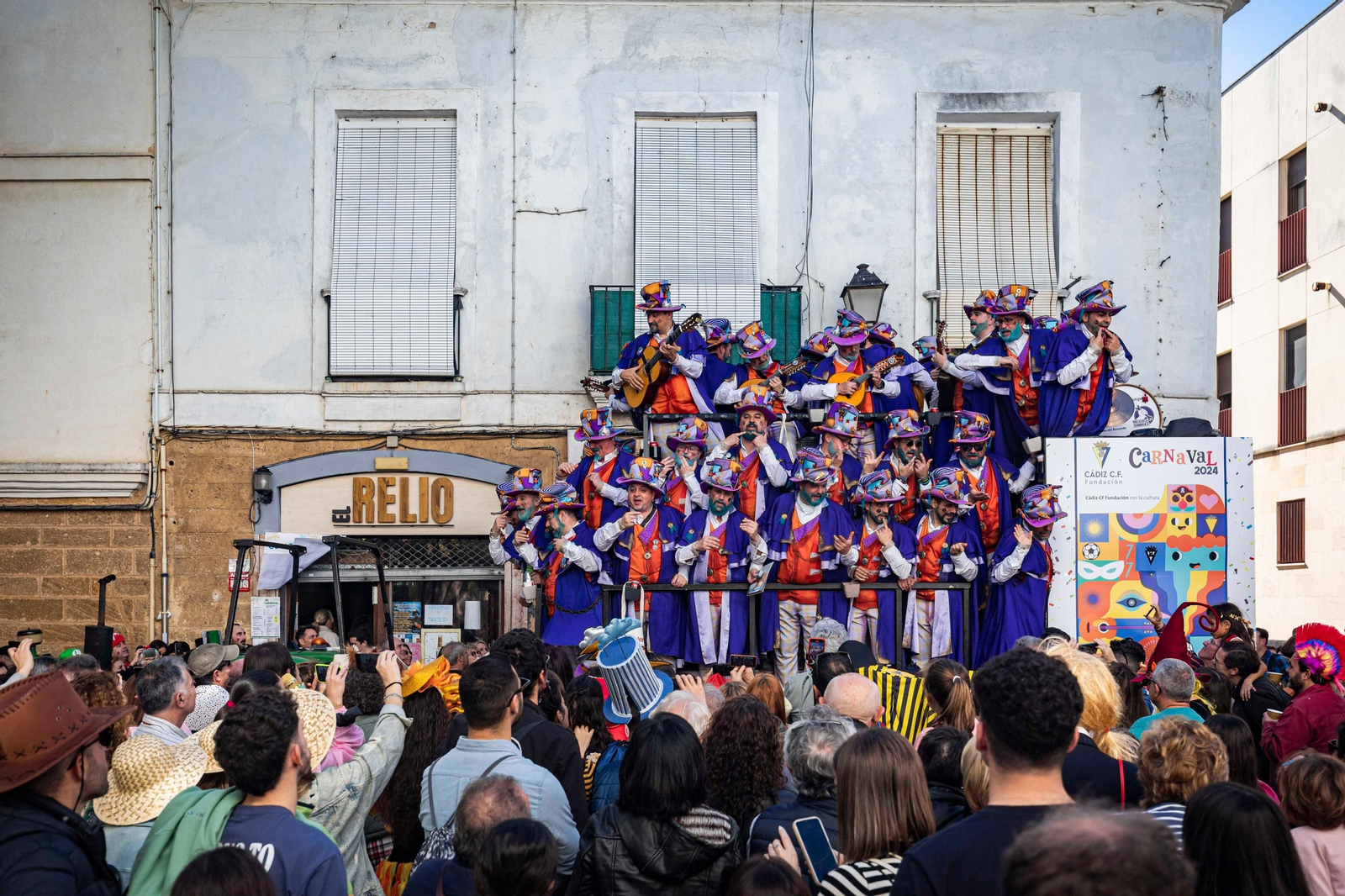 Todas las imágenes de los carruseles de coros de la Viña y el Mentidero del Carnaval de Cádiz 2024