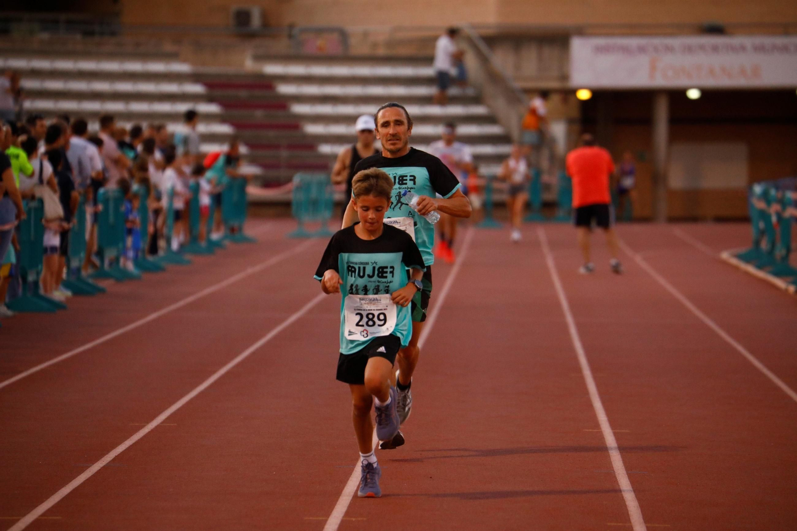 Las mejores imágenes de la XX Carrera de la Mujer de Córdoba