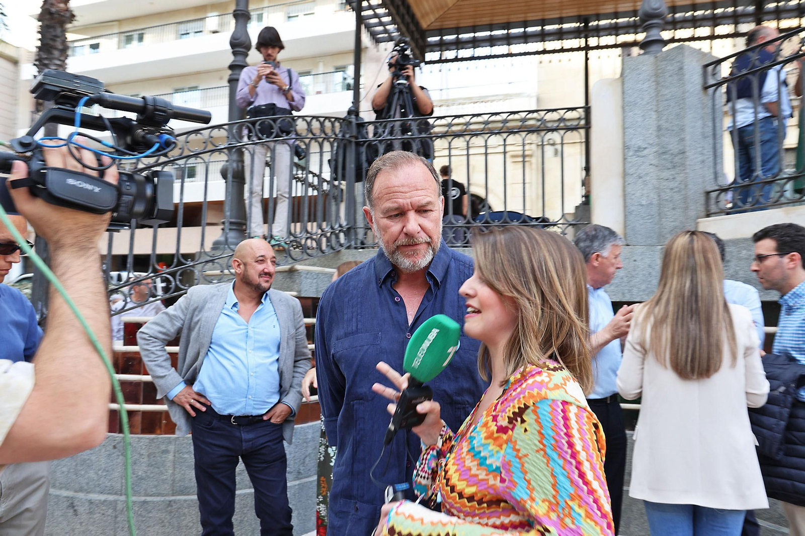 Imágenes de la concentración por las infraestructuras para Huelva