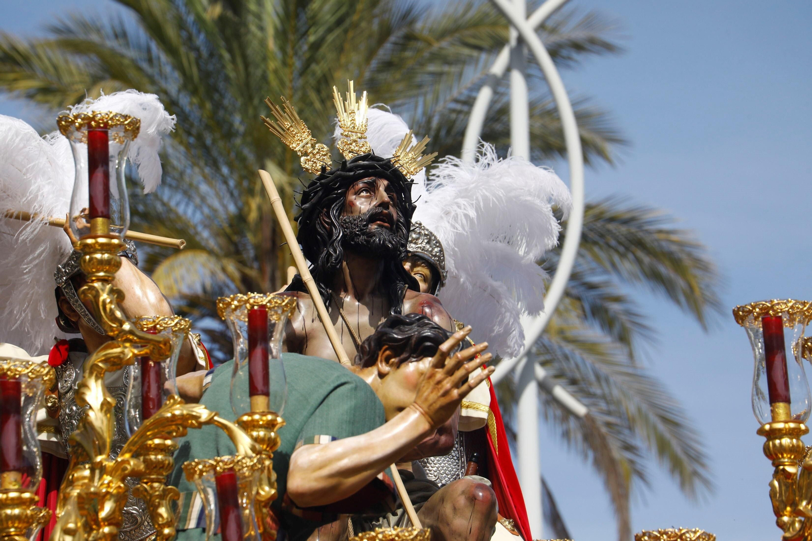 Lunes Santo en Córdoba: la procesión de la Merced, en imágenes