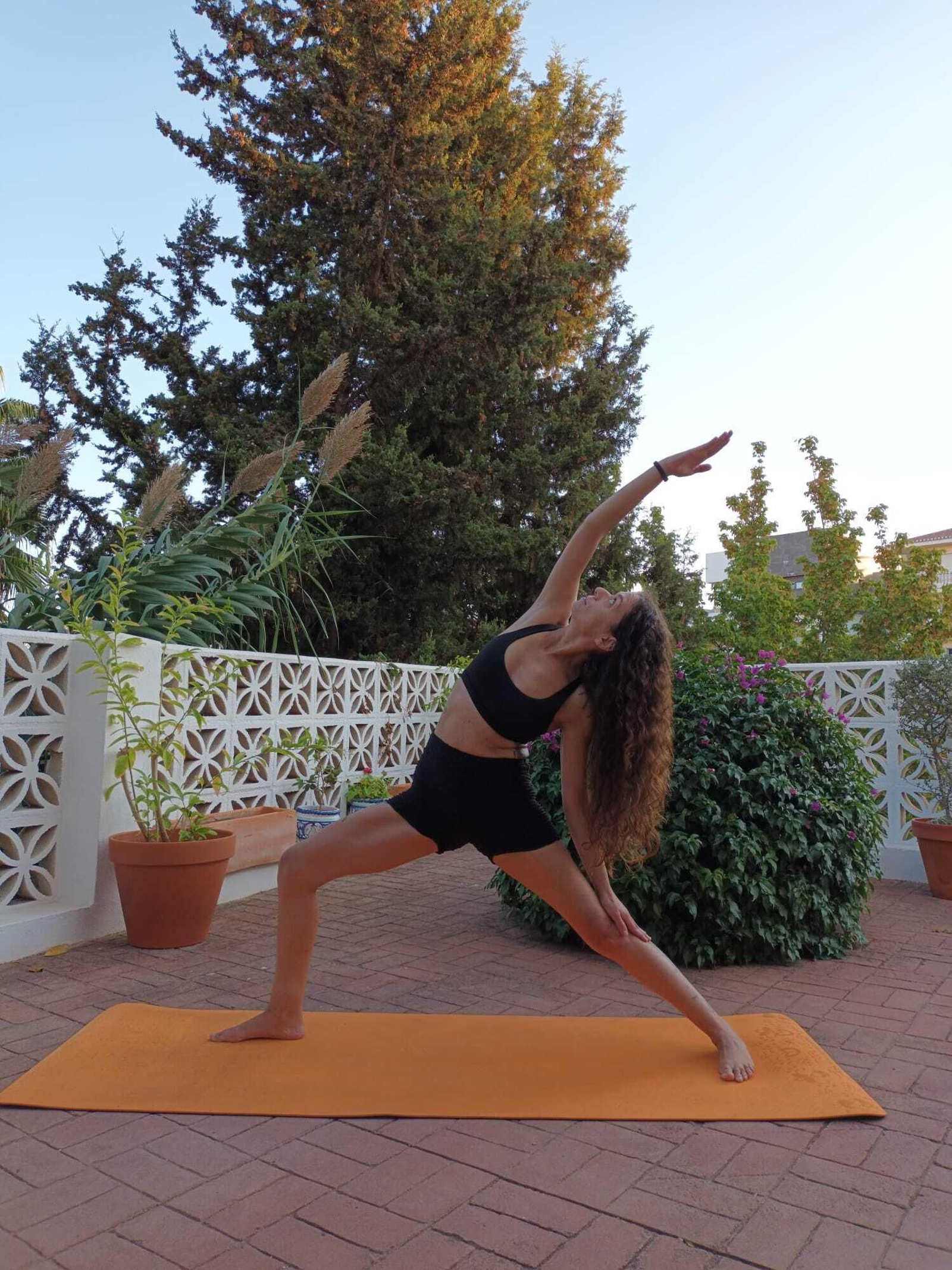 La joven, durante los ejercicios.