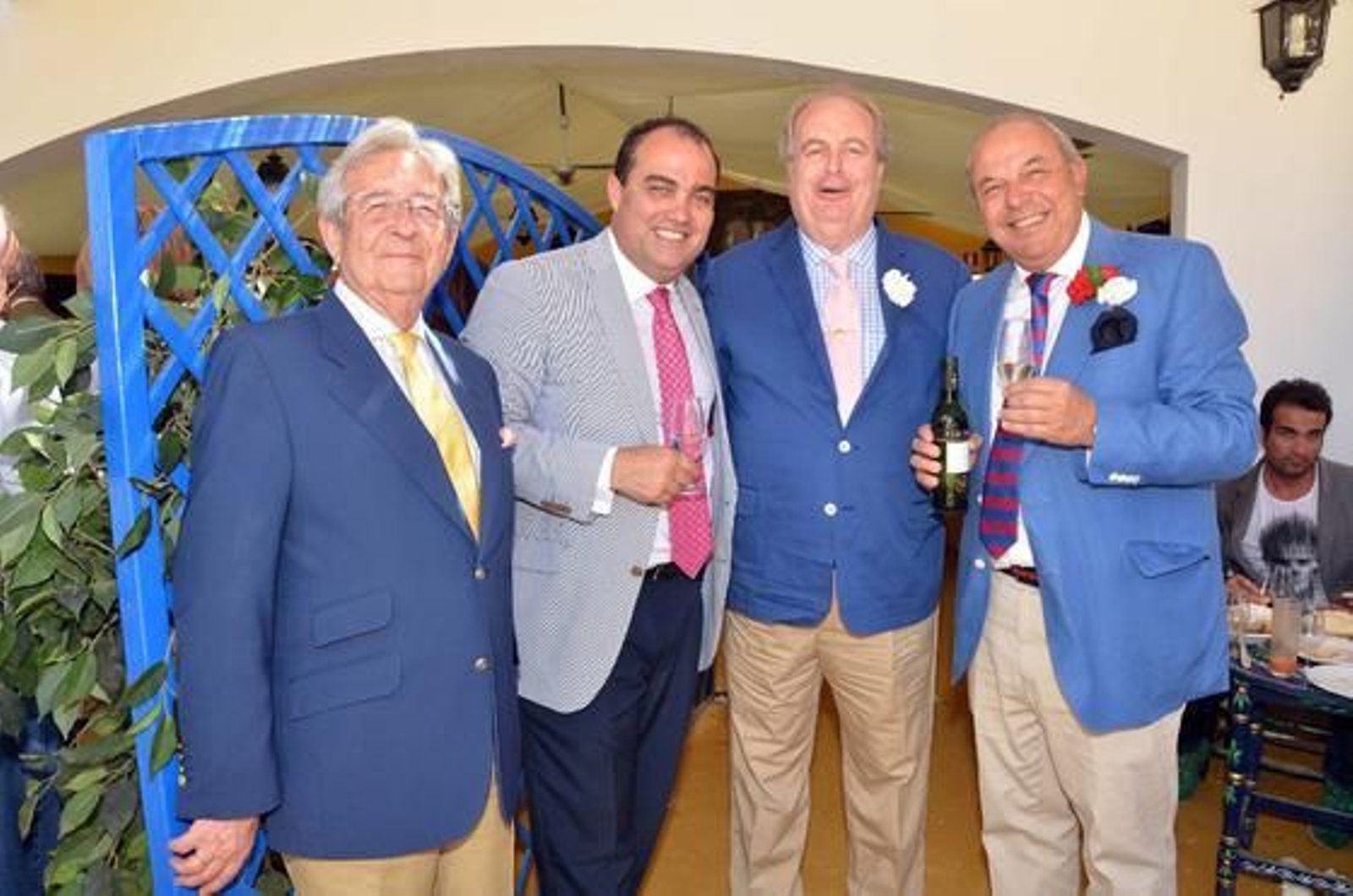 Alfonso Rodríguez, presidente de Alfonso Catering, junto al director de este periódico, David Fernández; el doctor Pepe Arcas y Juan Luis Vega. 

Foto: Manuel Aranda