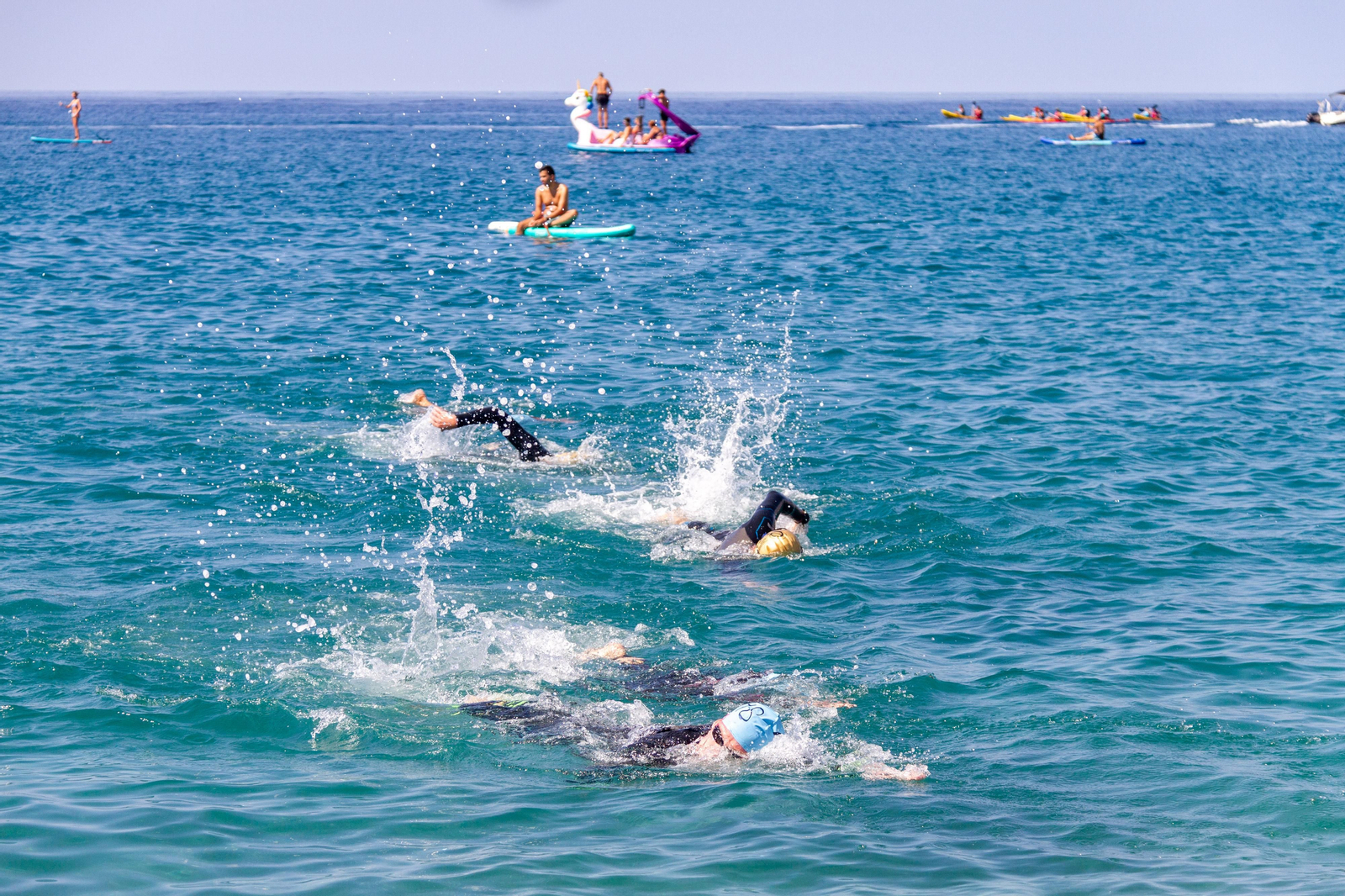 Así ha sido la XXI Travesía a Nado de la Bahía de La Herradura