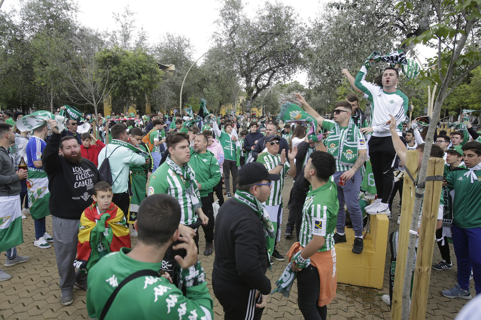 Afición Bética en la Alameda