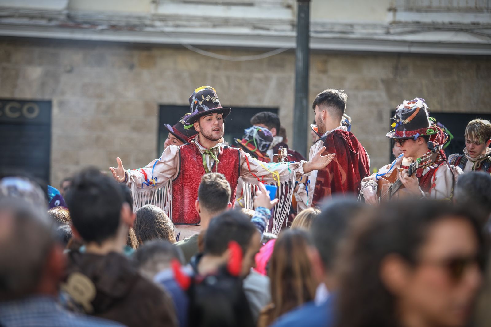 Batalla de coplas en el centro histórico