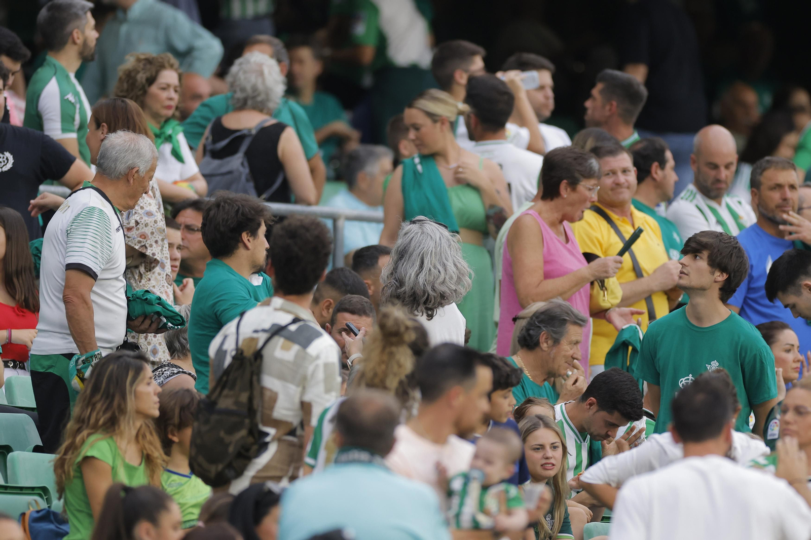 Búscate en las fotos de la despedida de Joaquín