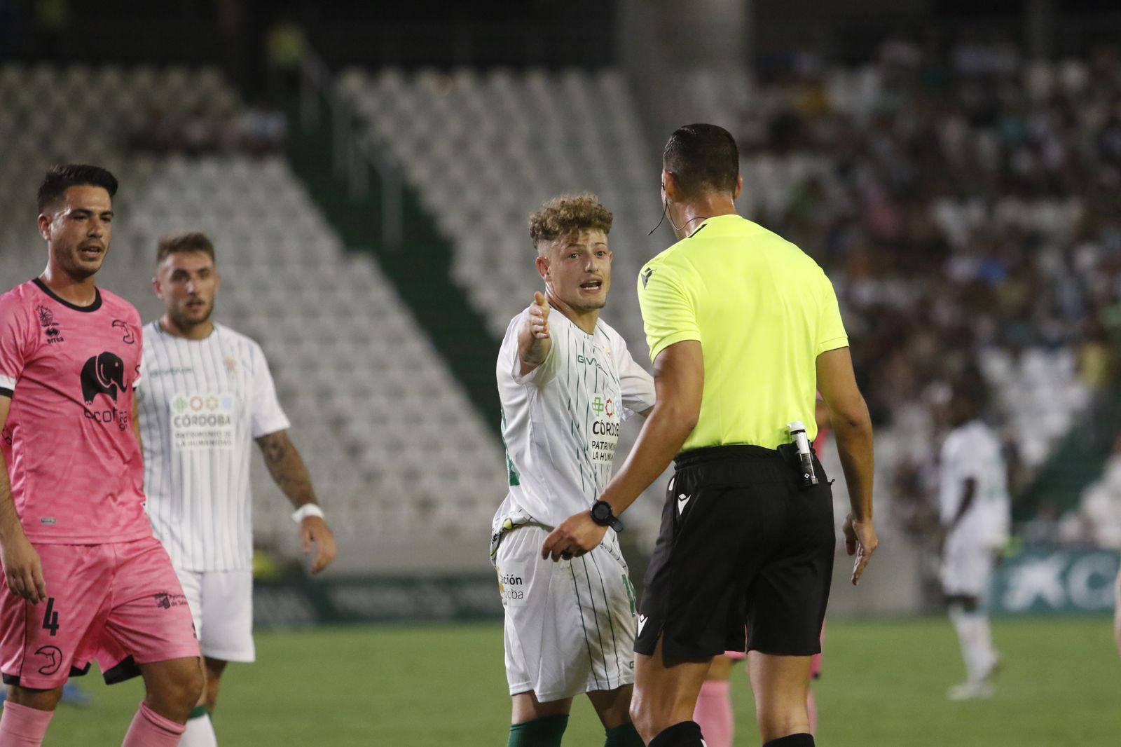 La victoria del Córdoba CF ante el Unionistas de Salamanca, en imágenes