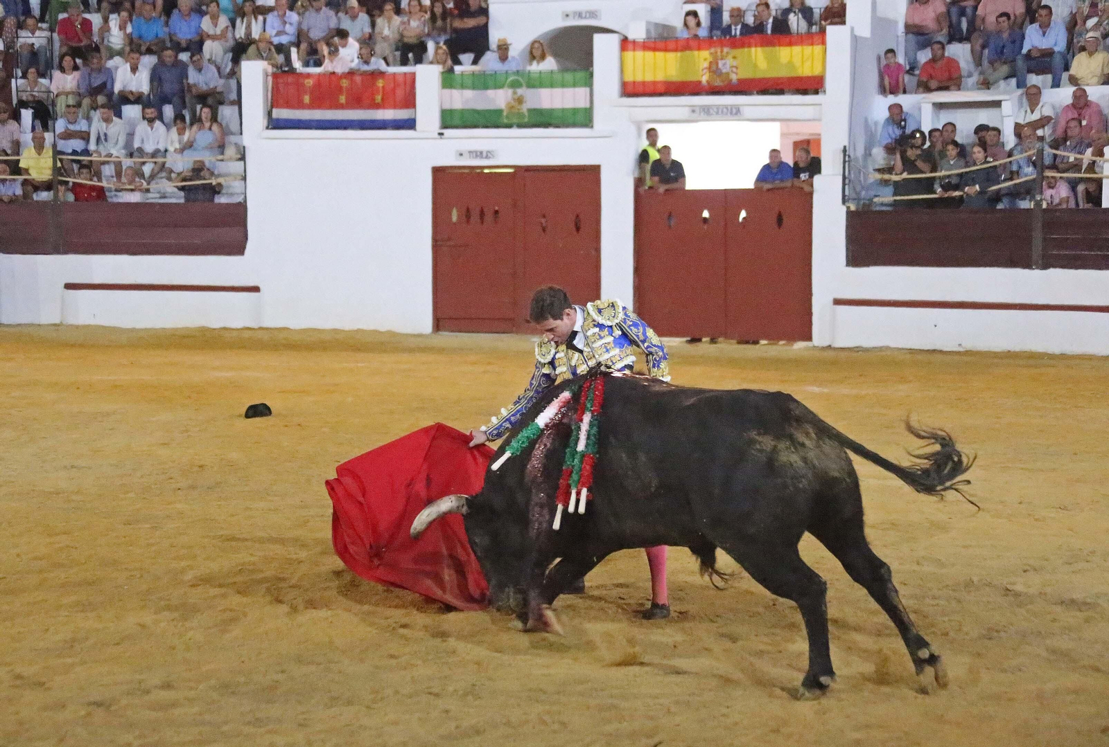 Fotos de la corrida de la reapertura de la plaza de toros de Tarifa: El Cid, Manuel Escribano y Manuel Ponce