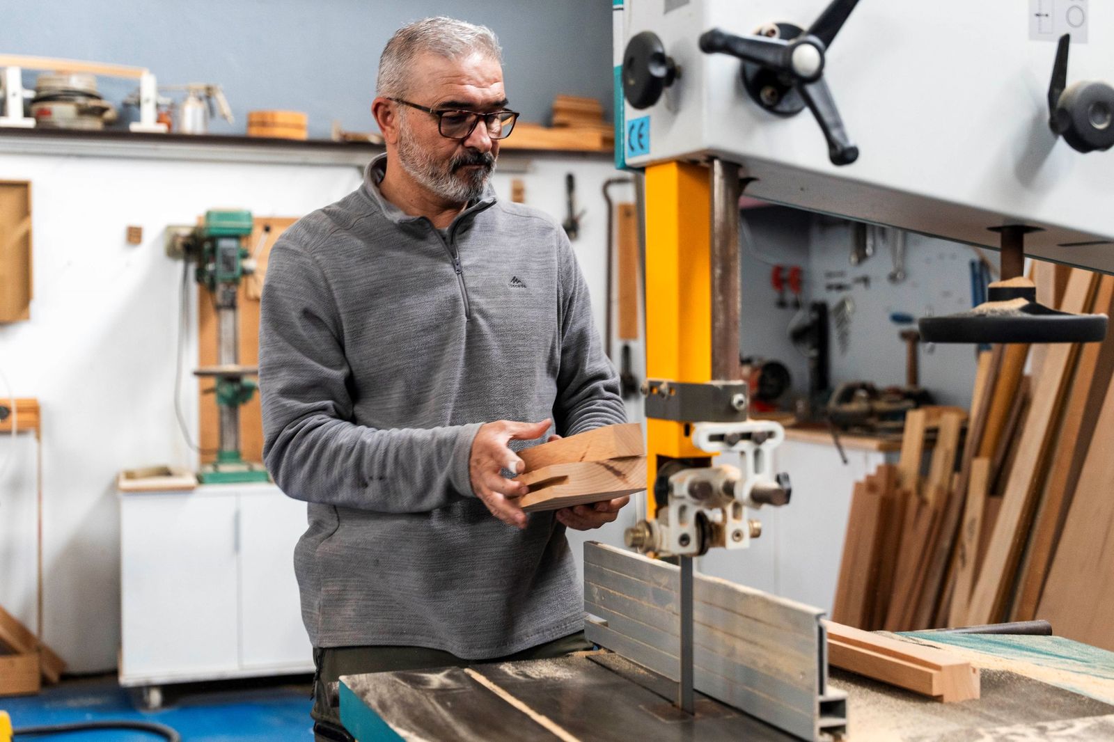Carpinterías, un negocio tradicional que busca savia nueva, en imágenes