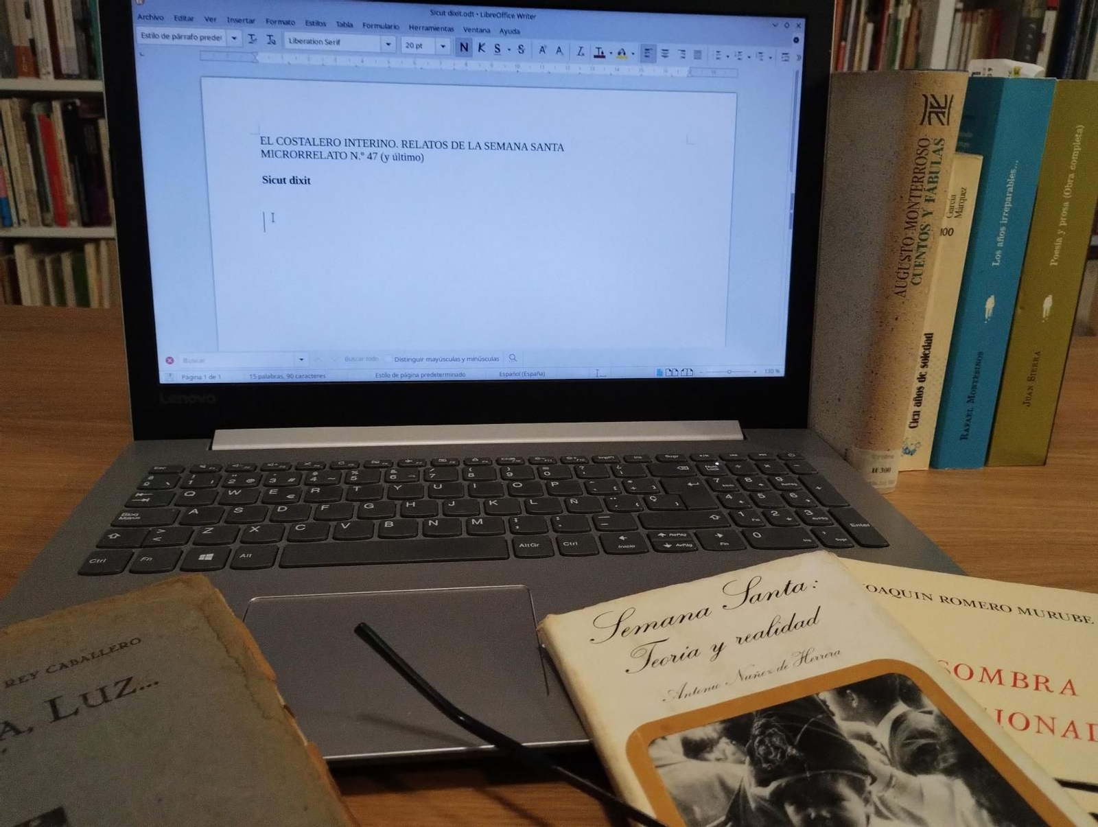 El cursor parpadea, inmisericorde.