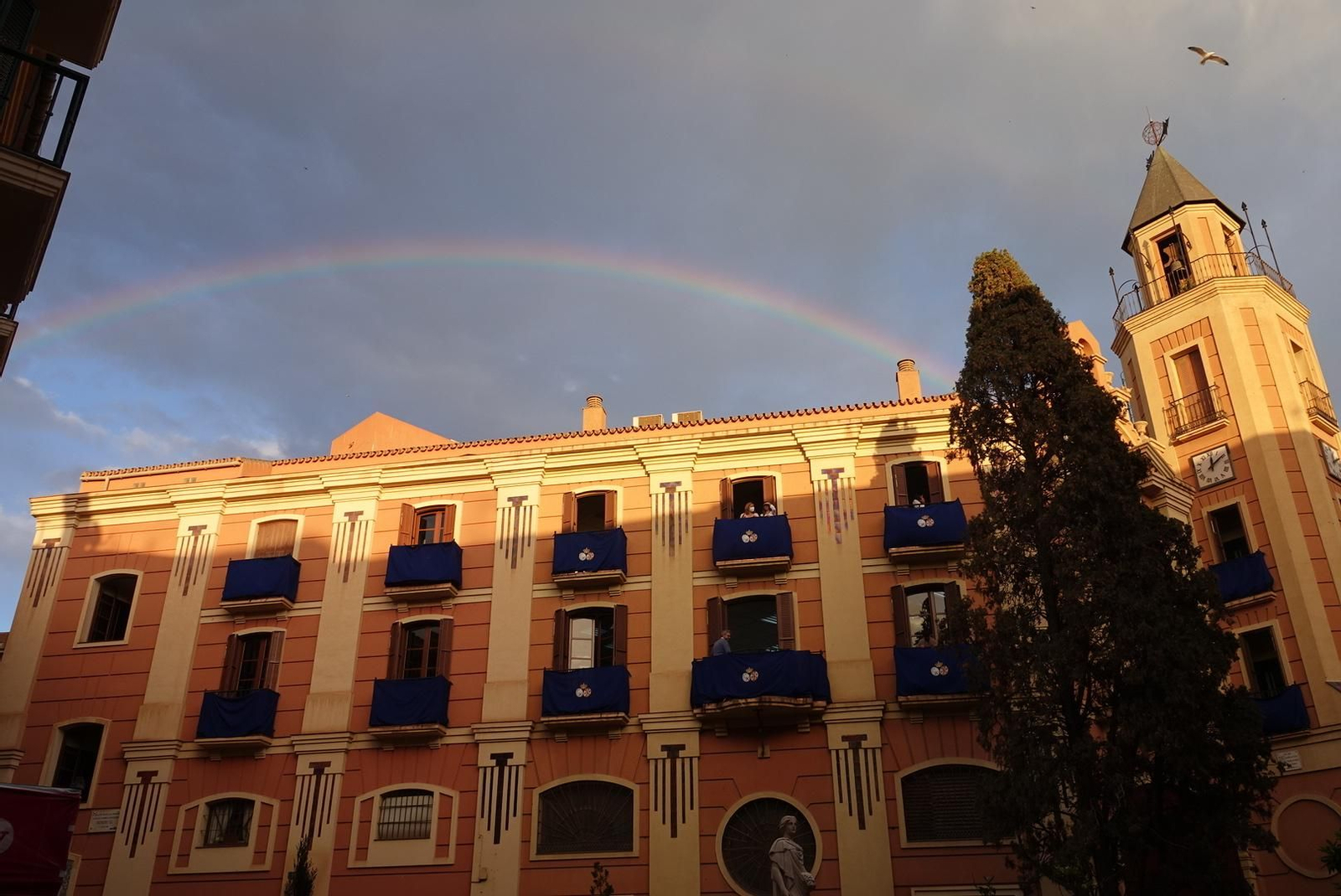 Las fotos de la Paloma, en el Miércoles Santo de Málaga