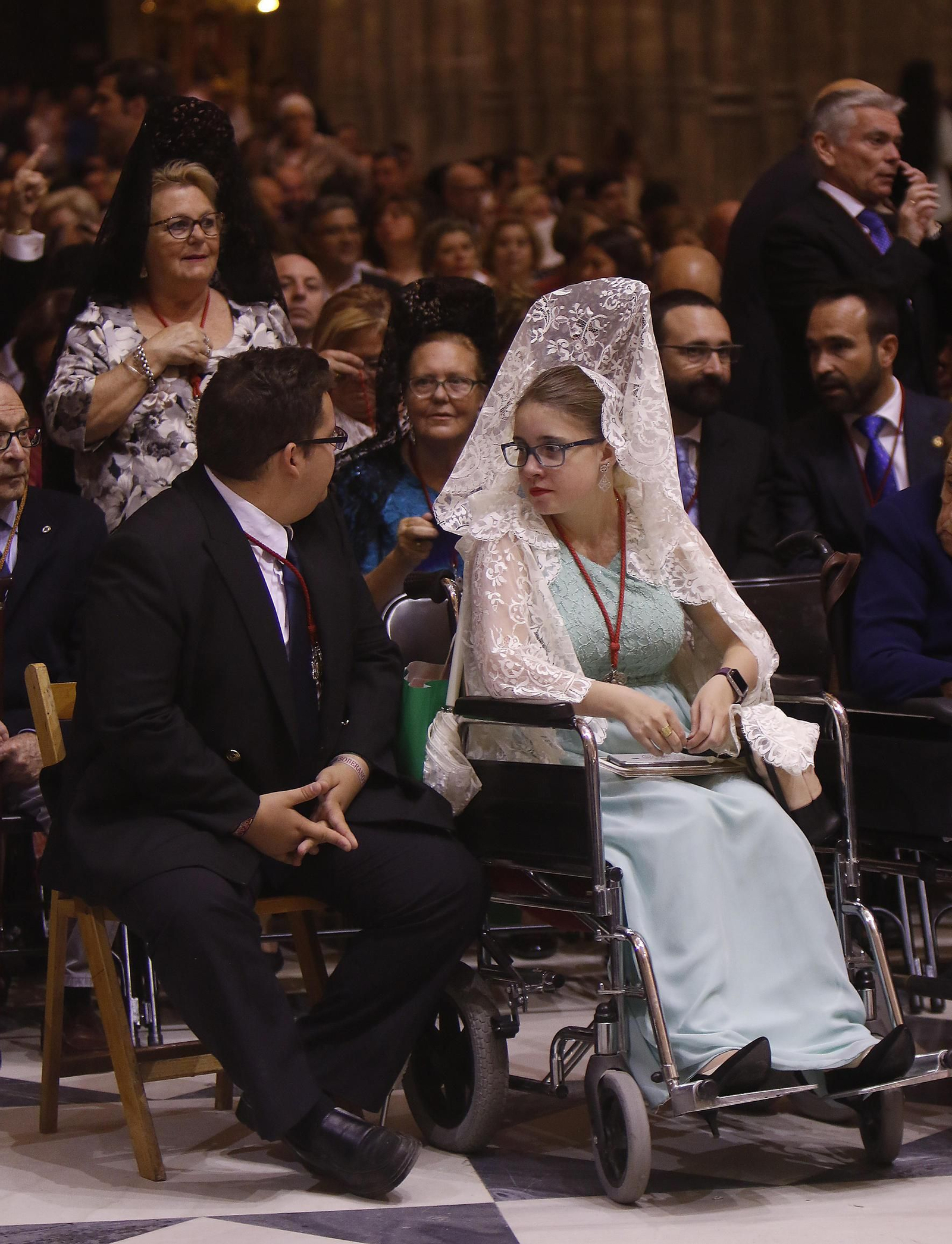 La coronación y el regreso de la Virgen de la Salud, en imágenes