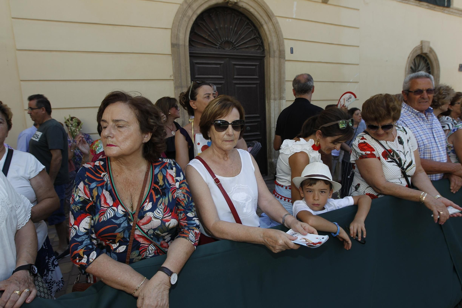 Fotogalería ofrenda floral a la Virgen del Mar. Feria de Almería 2019