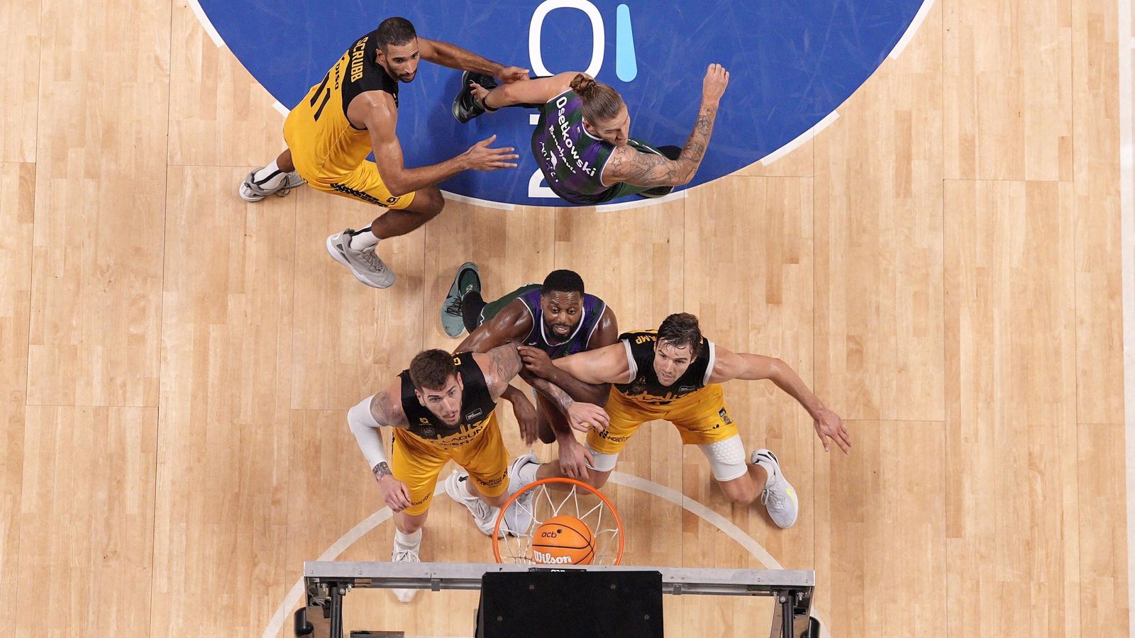 El Unicaja-La Laguna Tenerife, en fotos