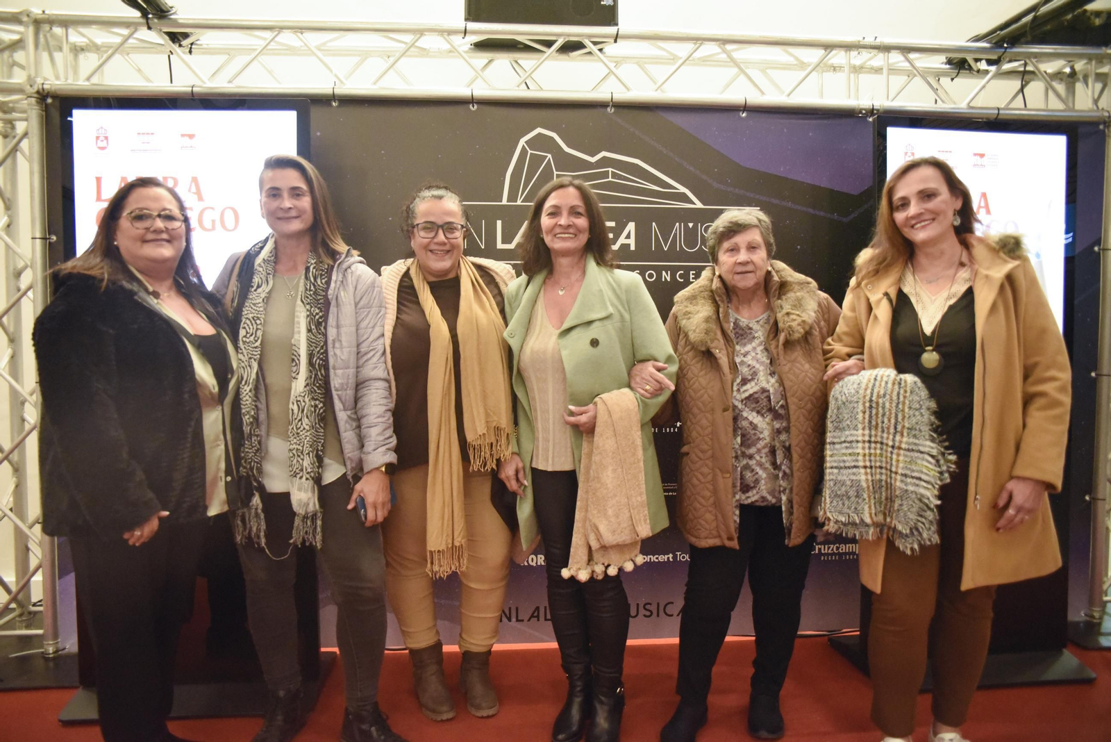 Fotos del concierto de Laura Gallego en La Línea