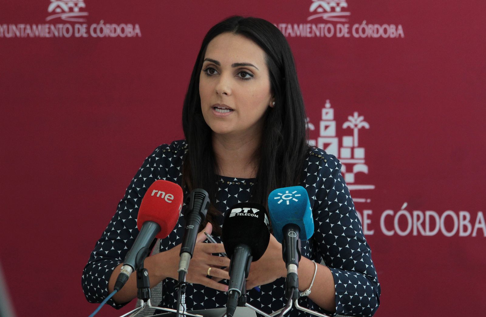 Carmen González, durante una comparecencia.