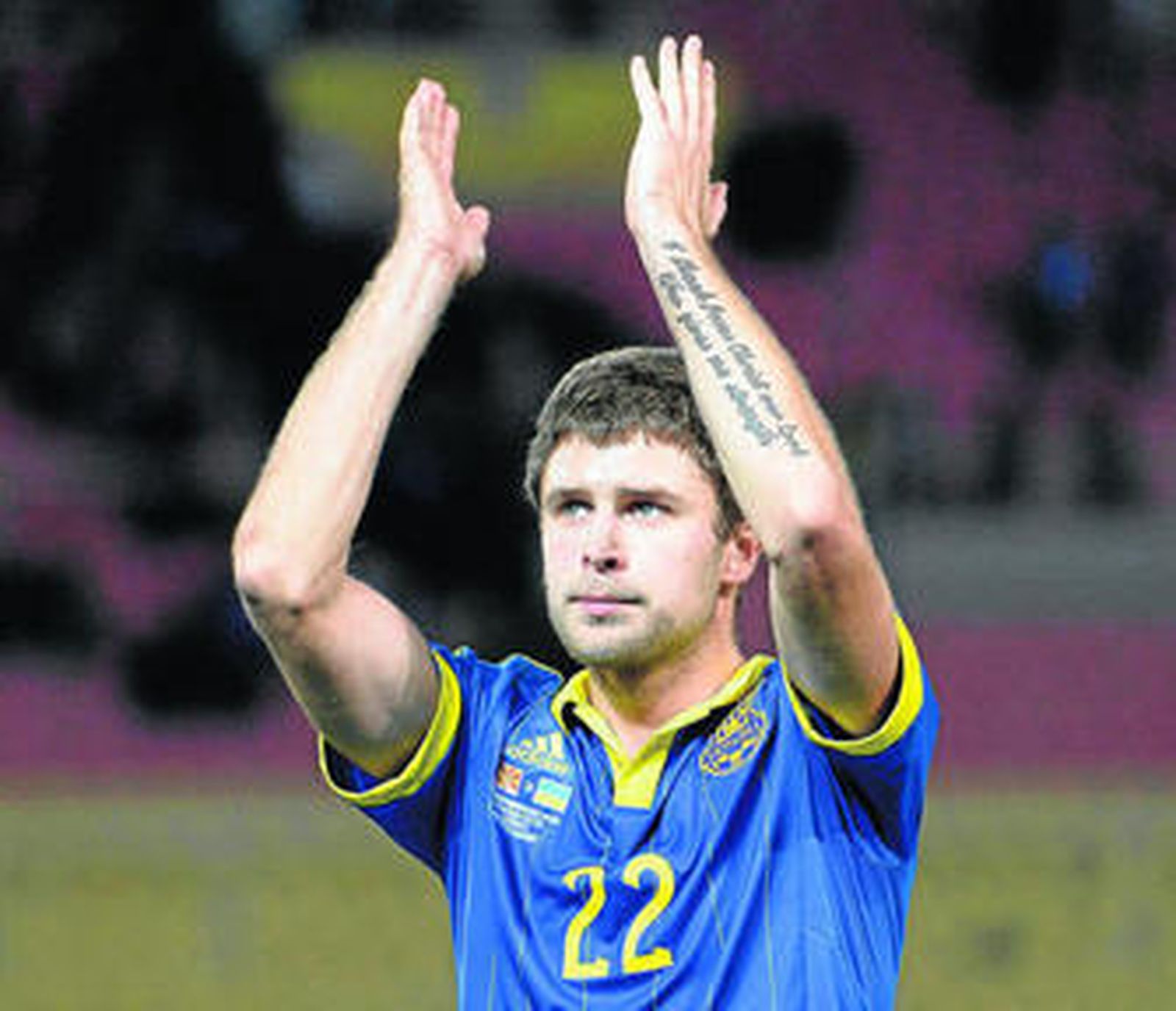 Artem Kravets, defendiendo los colores de la selección ucraniana.