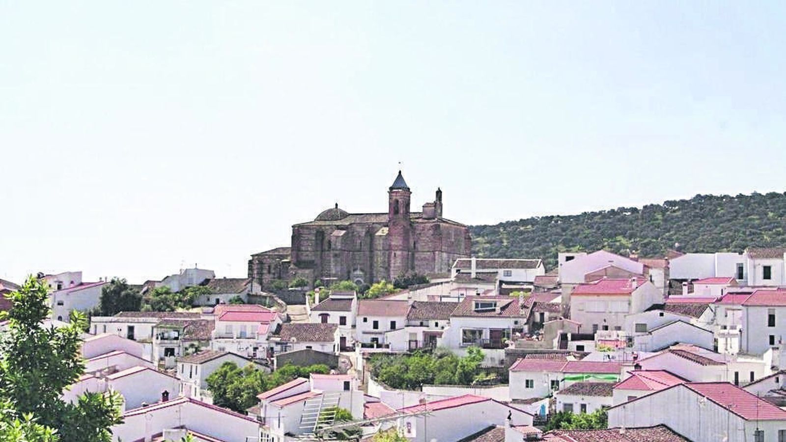 La matanza del cerdo o la actividad cinegética están muy arraigadas en el municipio.