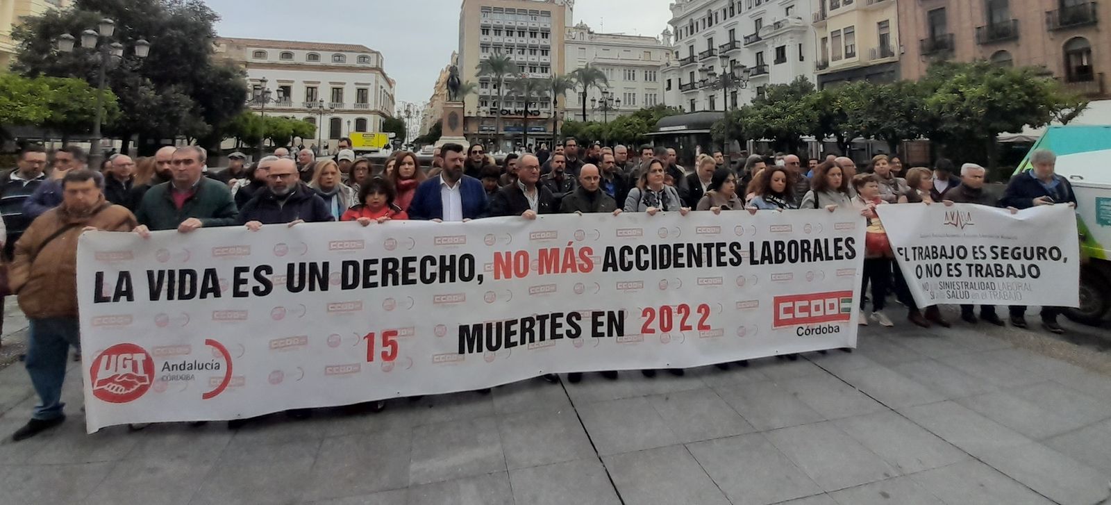 Un momento de la concentración celebrada en Las Tendillas.