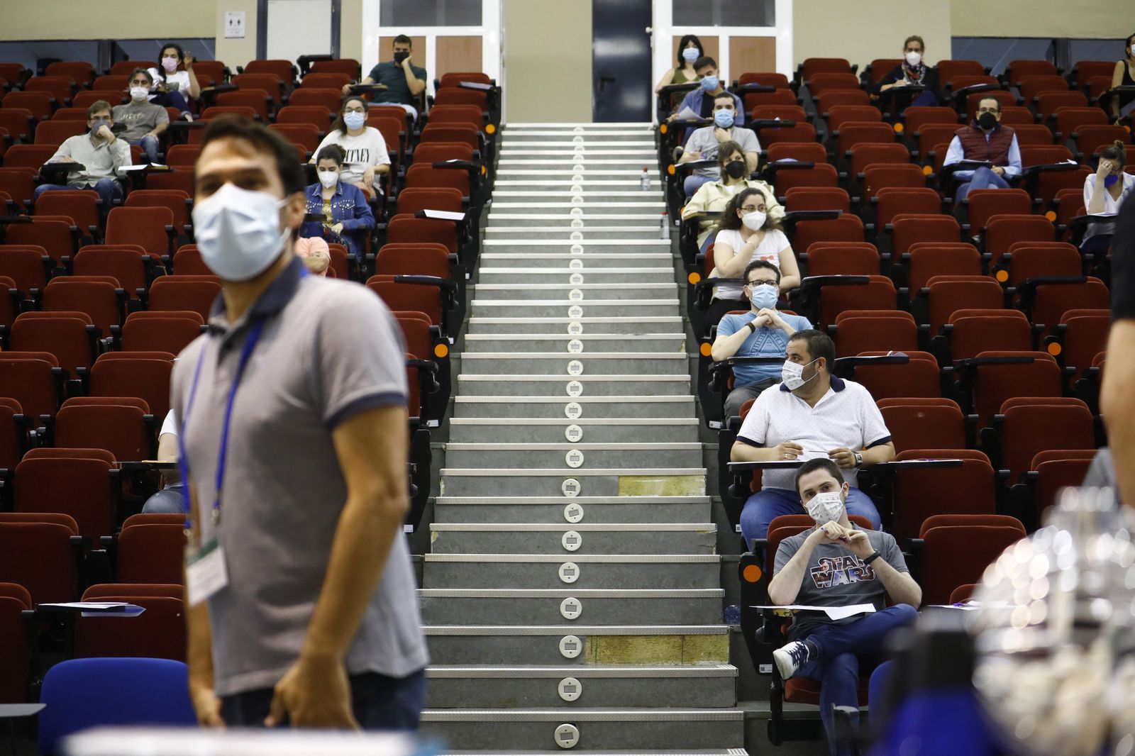 Las oposiciones de Secundaria en Córdoba, en imágenes