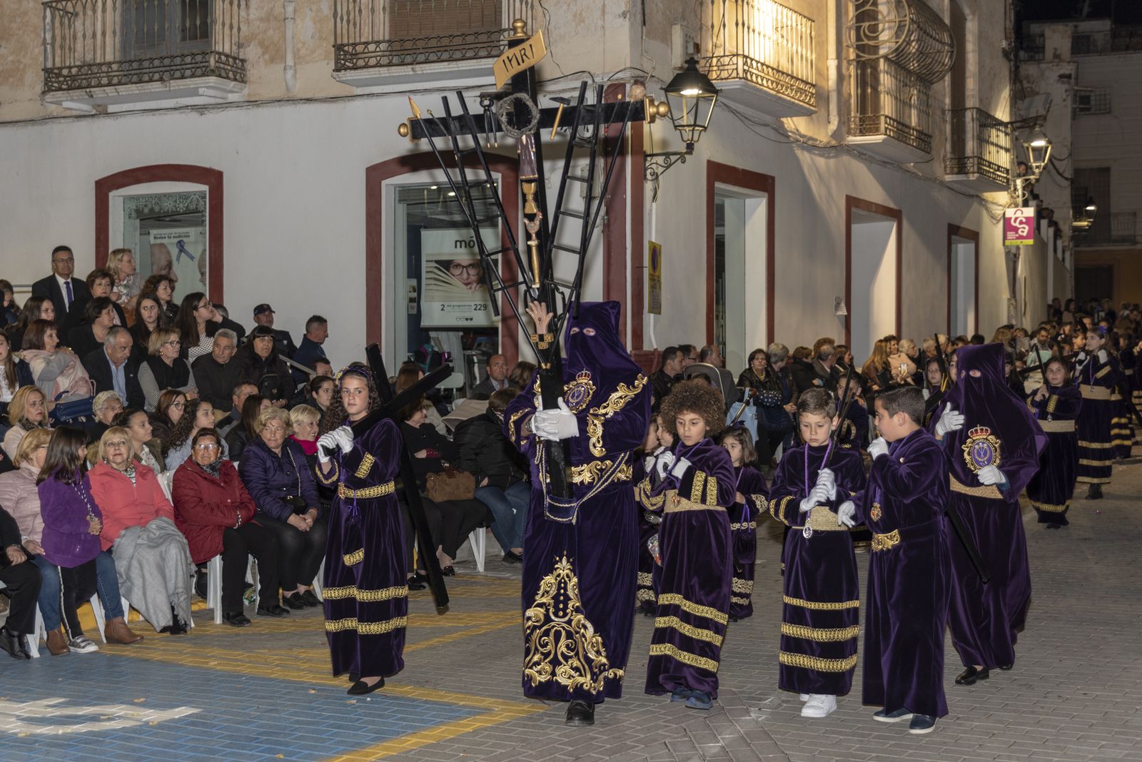 Imágenes de la procesión del Jueves Santo en Cuevas