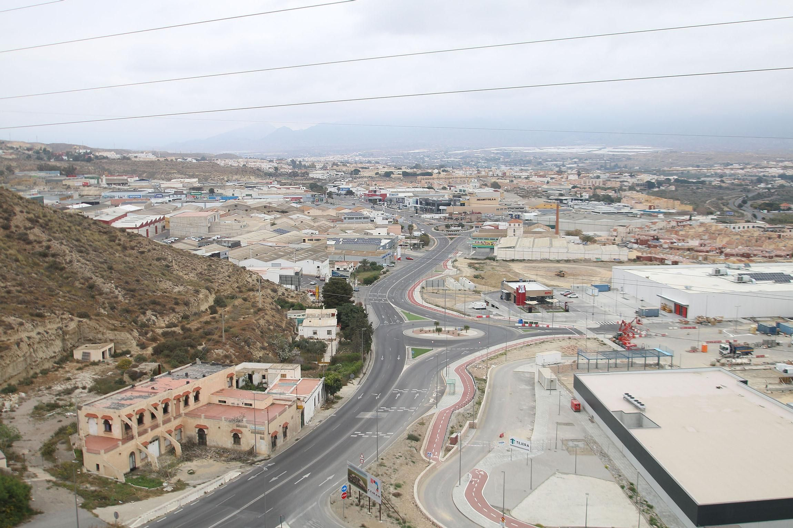 Las imágenes de la capital y los pueblos, paralizados para frenar el coronavirus