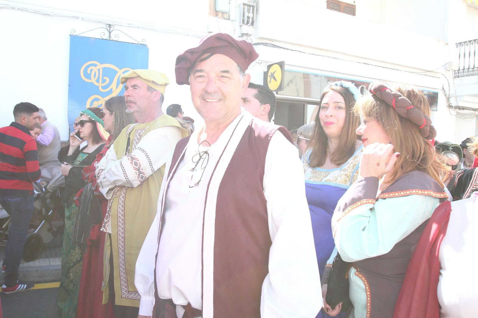 Imágenes del desfile de la XIX Feria Medieval del Descubrimiento, en Palos de la Frontera