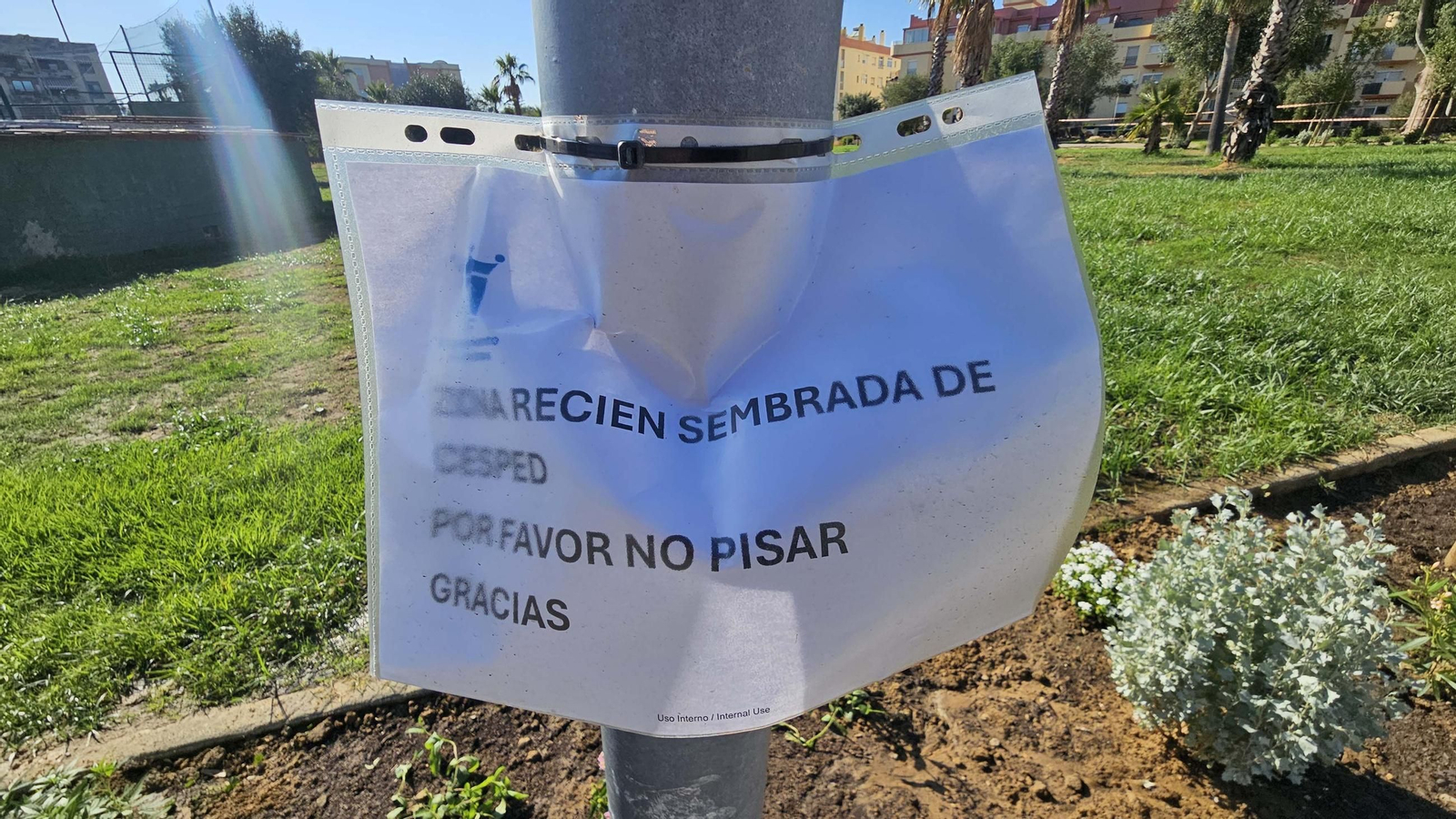 Fotos de los nuevos 12.000 metros cuadrados de zonas verdes de la Ermita, en Algeciras Fotos de los nuevos 12.000 metros cuadrados de zonas verdes de la Ermita, en Algeciras